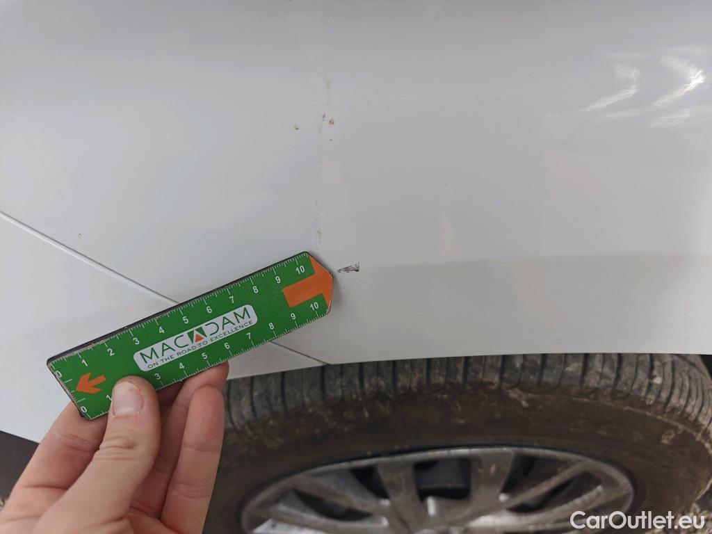  Citroen  Berlingo CITROEN  / 2018 / 5P / monovolumen compacto Talla M BlueHDi 100 S&S LIVE PACK #62