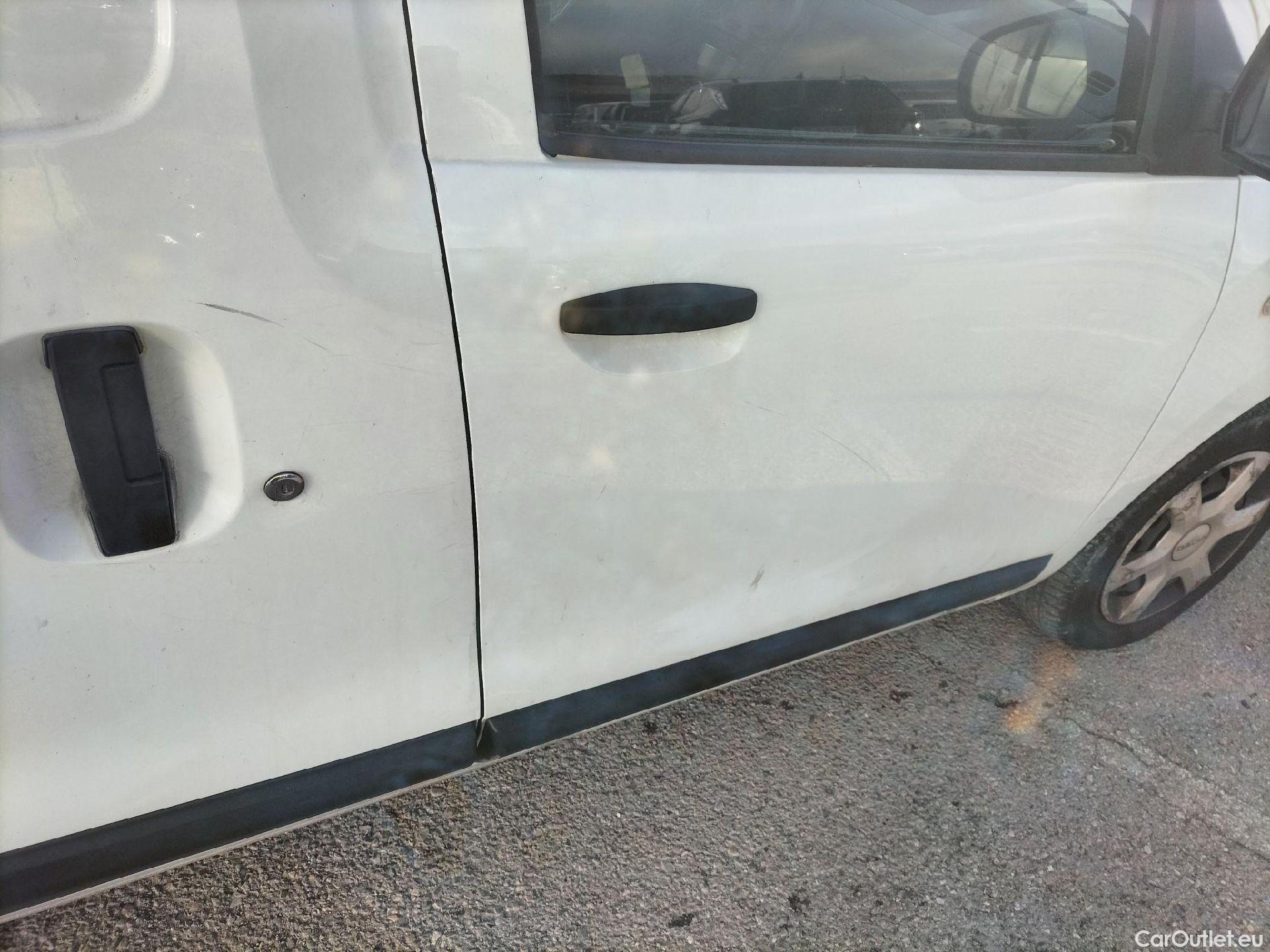  Dacia  Dokker DACIA  VU 4p 1G furgón derivado de Van Ambiance 1.6 75kW (102CV) GLP EU6B #37