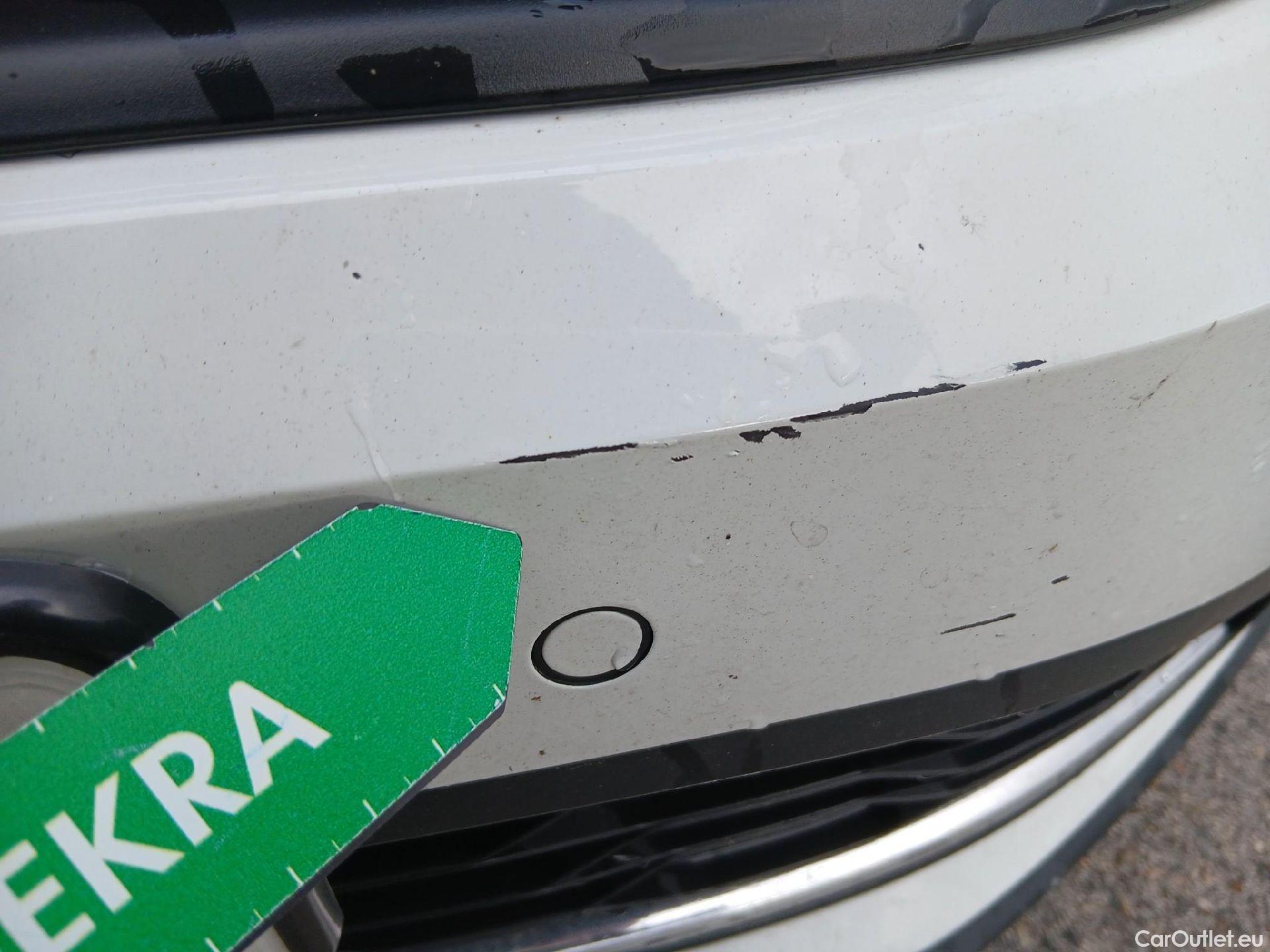  Volkswagen  Taigo VOLKSWAGEN  / 2021 / 5P / todoterreno Life 1.0 TSI 81kW (110CV) DSG #2