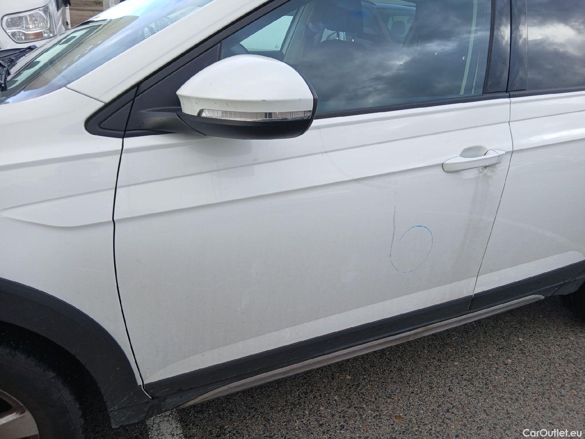  Volkswagen  Taigo VOLKSWAGEN  / 2021 / 5P / todoterreno Life 1.0 TSI 81kW (110CV) DSG #14