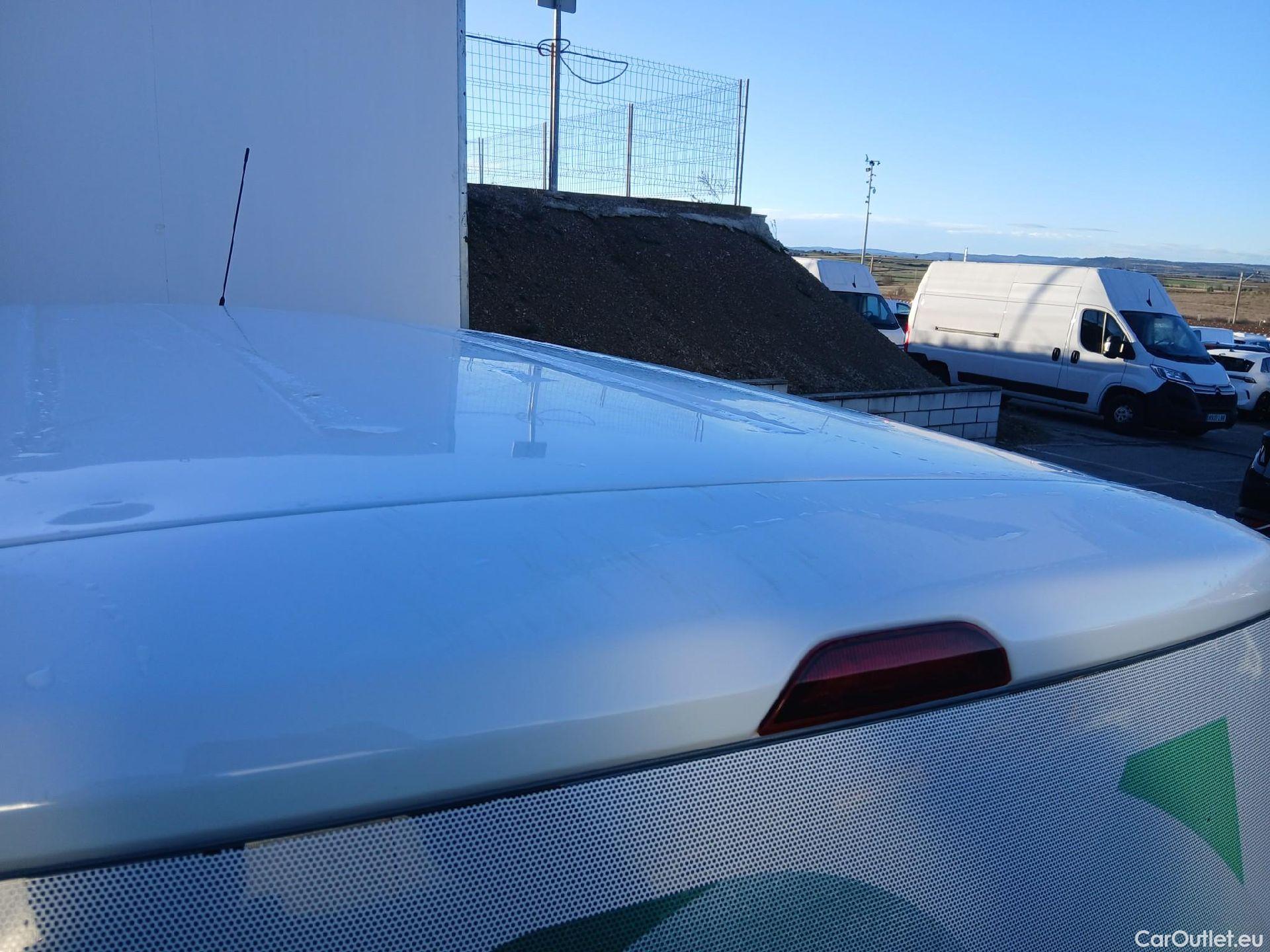  Ford  Tourneo FORD  Courier / 2014 / 5P / monovolumen compacto 1.5 TDCi 55kW (75CV) Ambiente #20