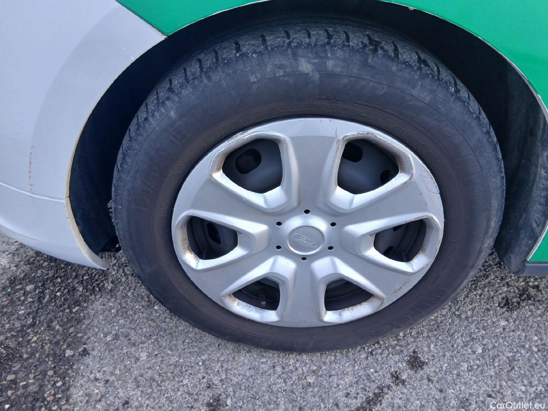  Ford  Tourneo FORD  Courier / 2014 / 5P / monovolumen compacto 1.5 TDCi 55kW (75CV) Ambiente #5