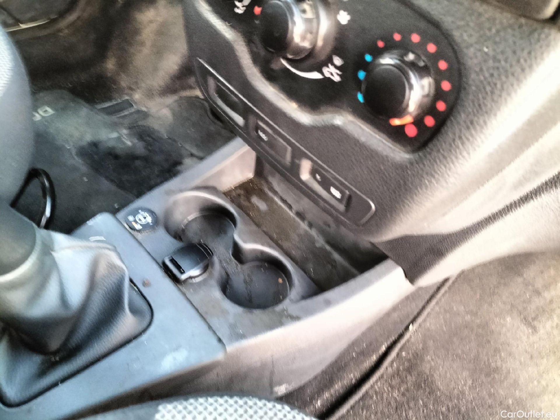  Dacia  Dokker DACIA  VU 4p 1G furgón derivado de Van Ambiance 1.6 75kW (102CV) GLP EU6B #39