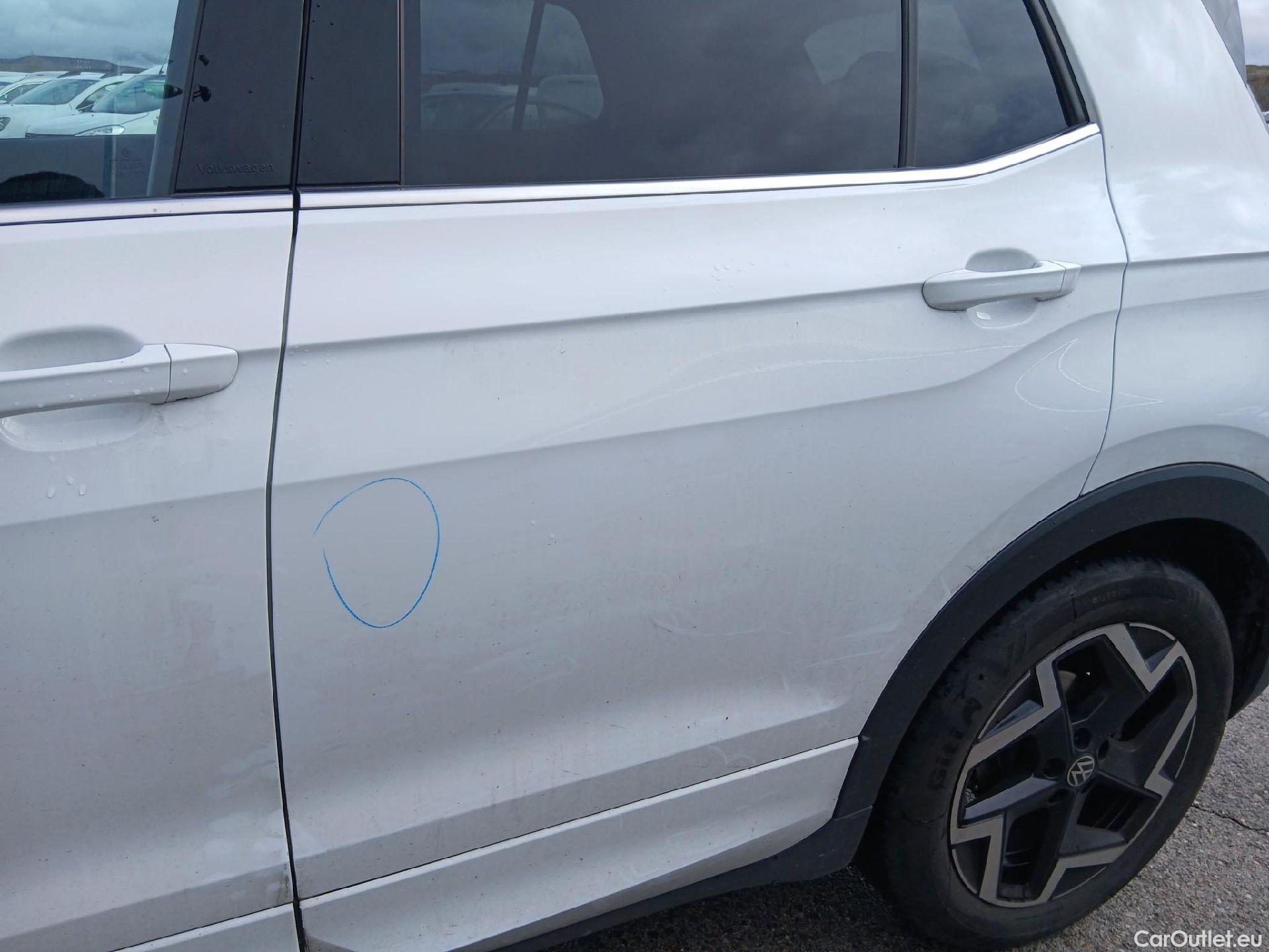  Volkswagen  T-CROSS  1.0 TSI 85 kW R-Line TSI 115CV AT7 6E #9