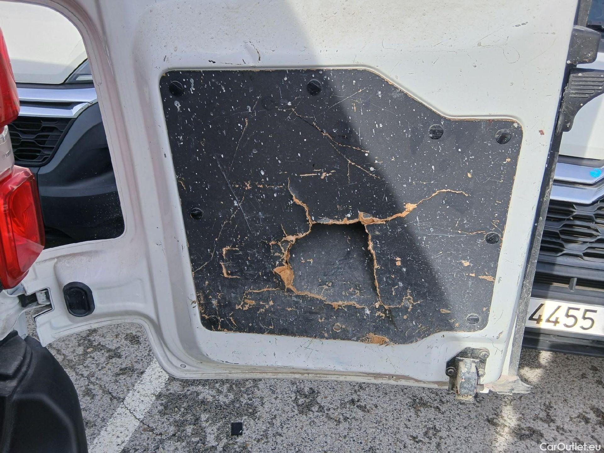  Opel  Vivaro OPEL  / 2019 / 4P / furgón 1.5 Diésel 88kW (120CV) M Std Select #19