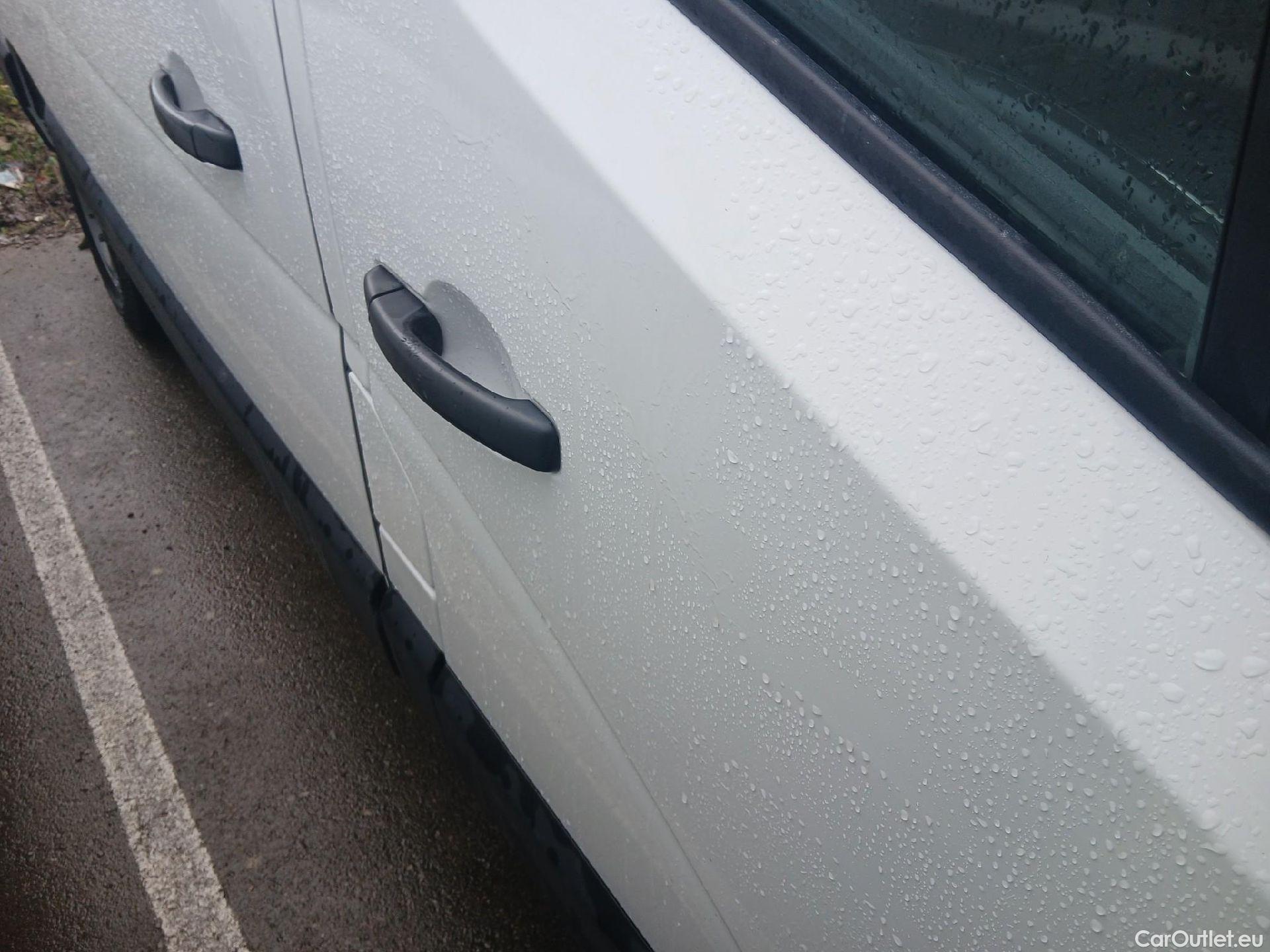  Opel  Movano OPEL  / 2019 / 4P / furgón 2.3 CDTI 99kW (135CV) L2 H2 F 3.5t #23