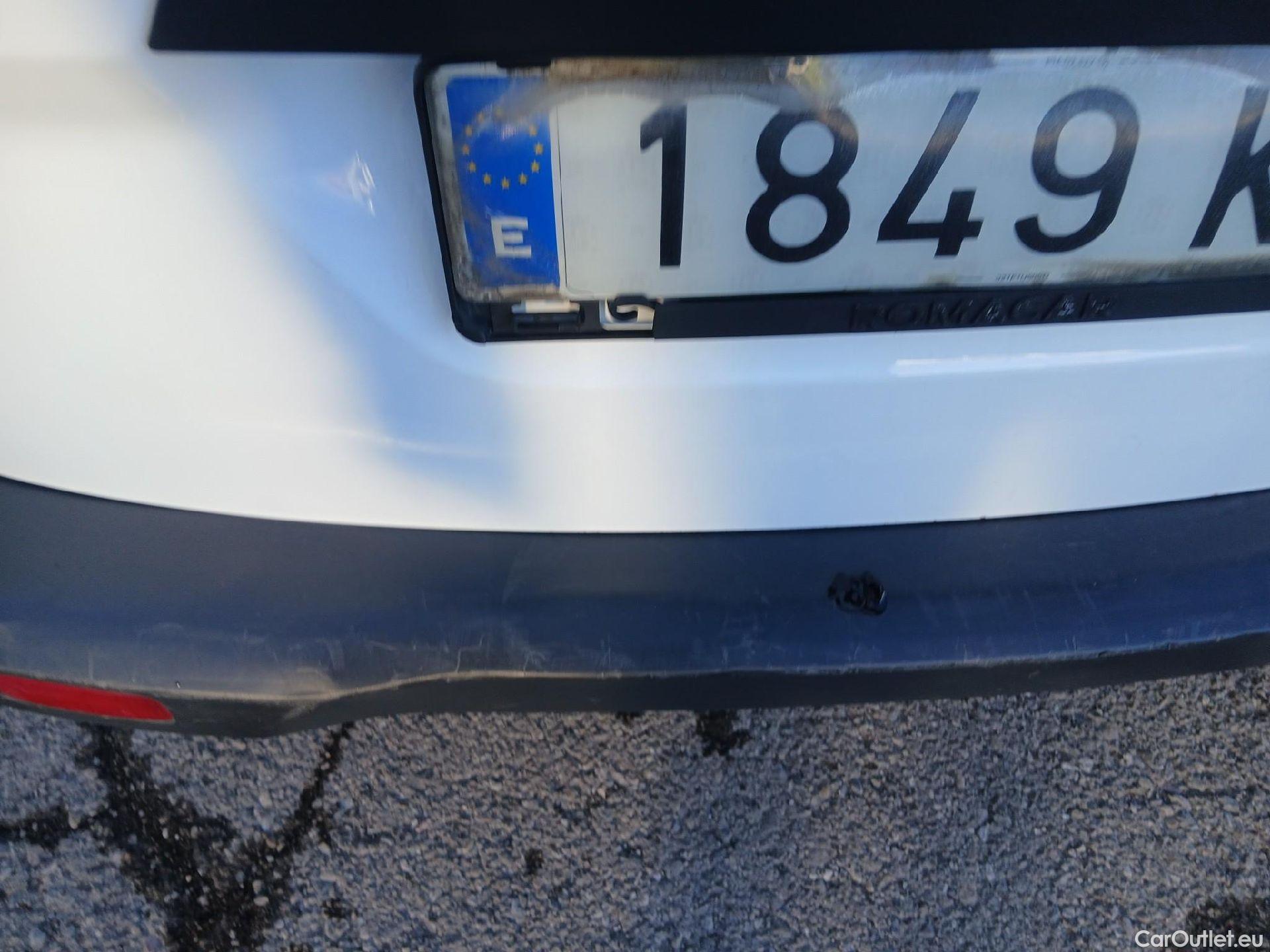  Ford  Tourneo FORD  Courier / 2014 / 5P / monovolumen compacto 1.5 TDCi 55kW (75CV) Ambiente #25