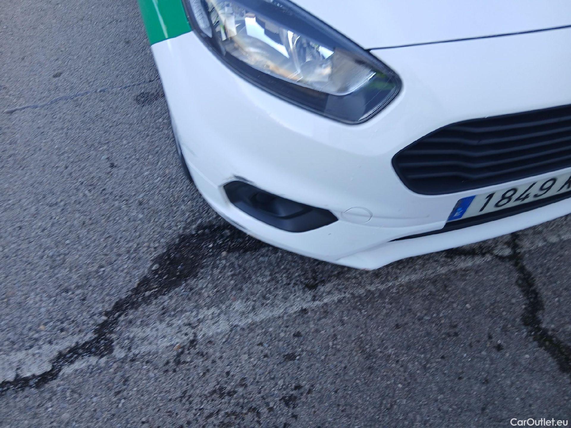  Ford  Tourneo FORD  Courier / 2014 / 5P / monovolumen compacto 1.5 TDCi 55kW (75CV) Ambiente #3