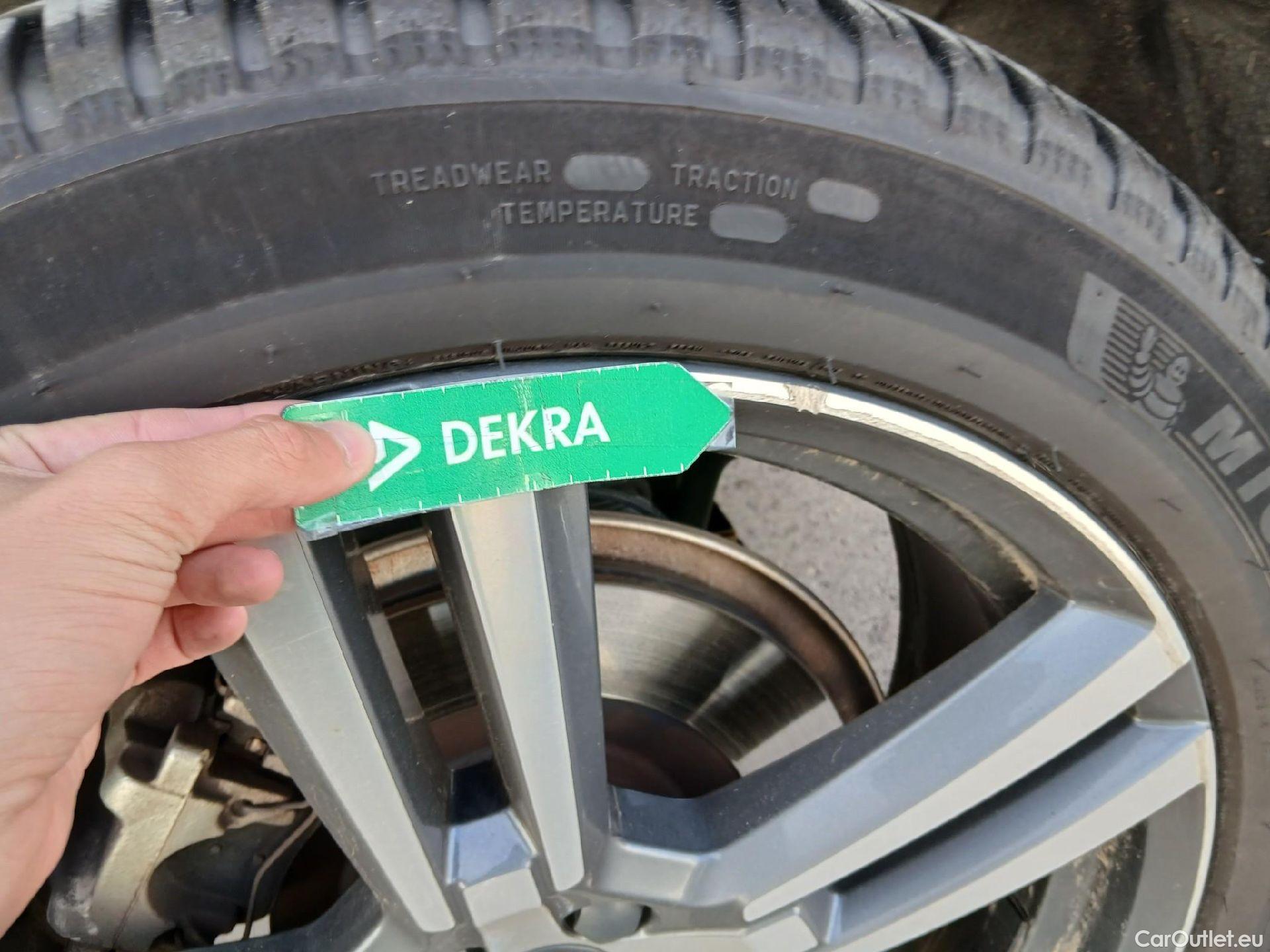  Volvo  XC60 VOLVO  / 2017 / 5P / todoterreno 2.0 T6 AWD Recharge Inscription Auto #20