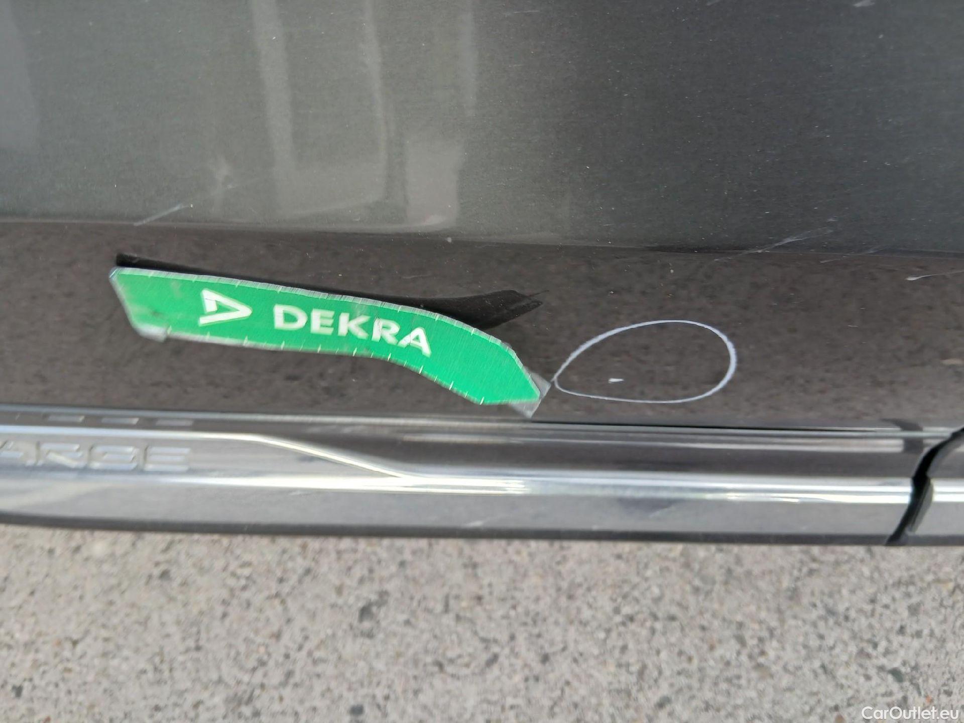  Volvo  XC60 VOLVO  / 2017 / 5P / todoterreno 2.0 T6 AWD Recharge Inscription Auto #31