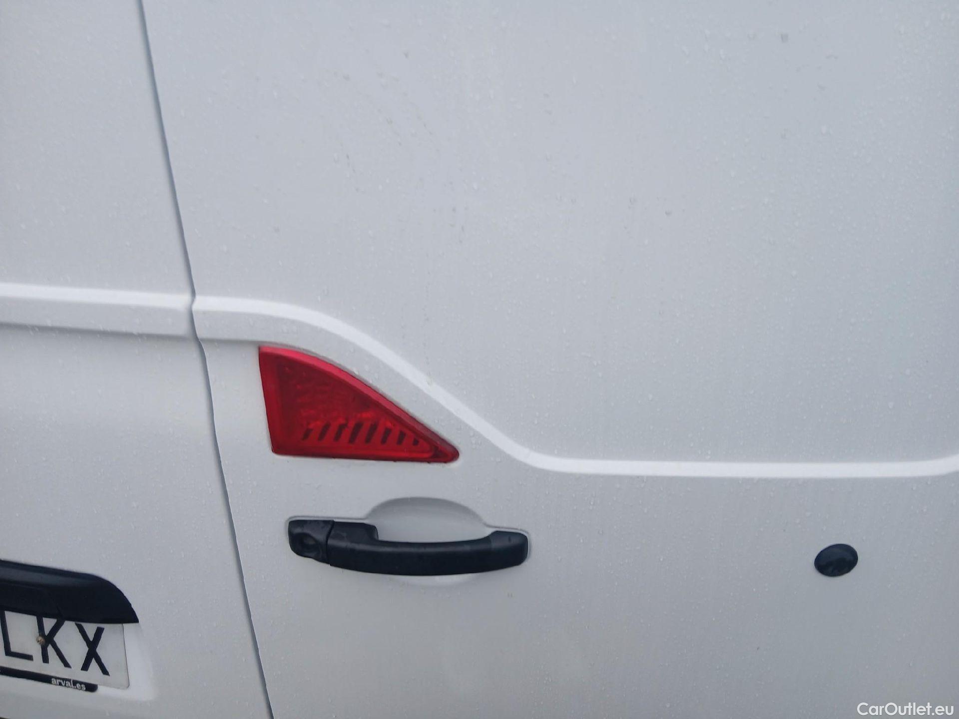  Opel  Movano OPEL  / 2019 / 4P / furgón 2.3 CDTI 99kW (135CV) L2 H2 F 3.5t #14