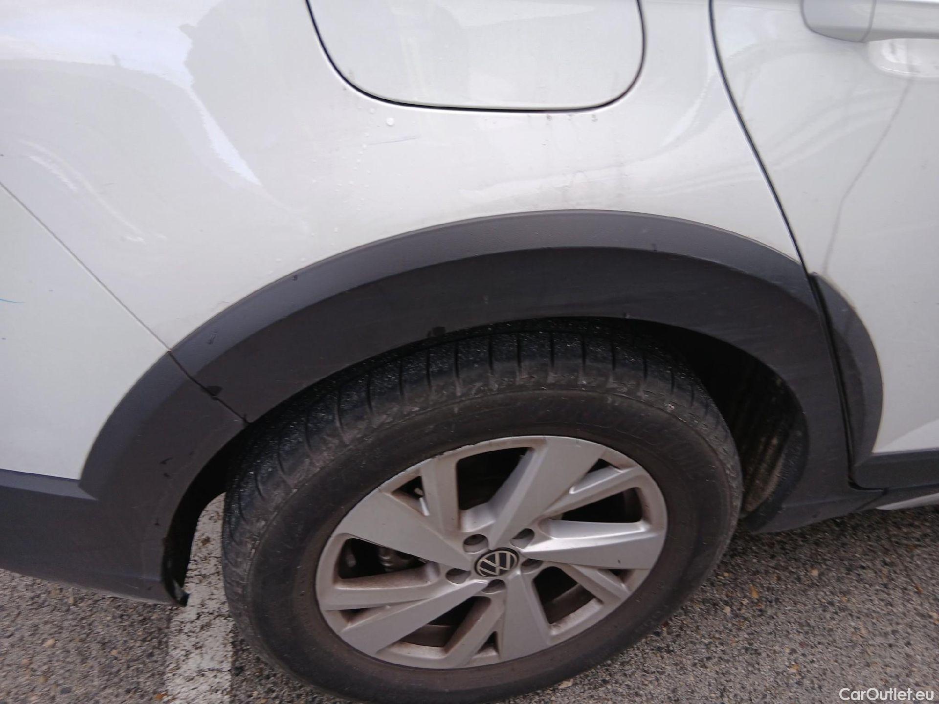  Volkswagen  Taigo VOLKSWAGEN  / 2021 / 5P / todoterreno Life 1.0 TSI 81kW (110CV) DSG #30