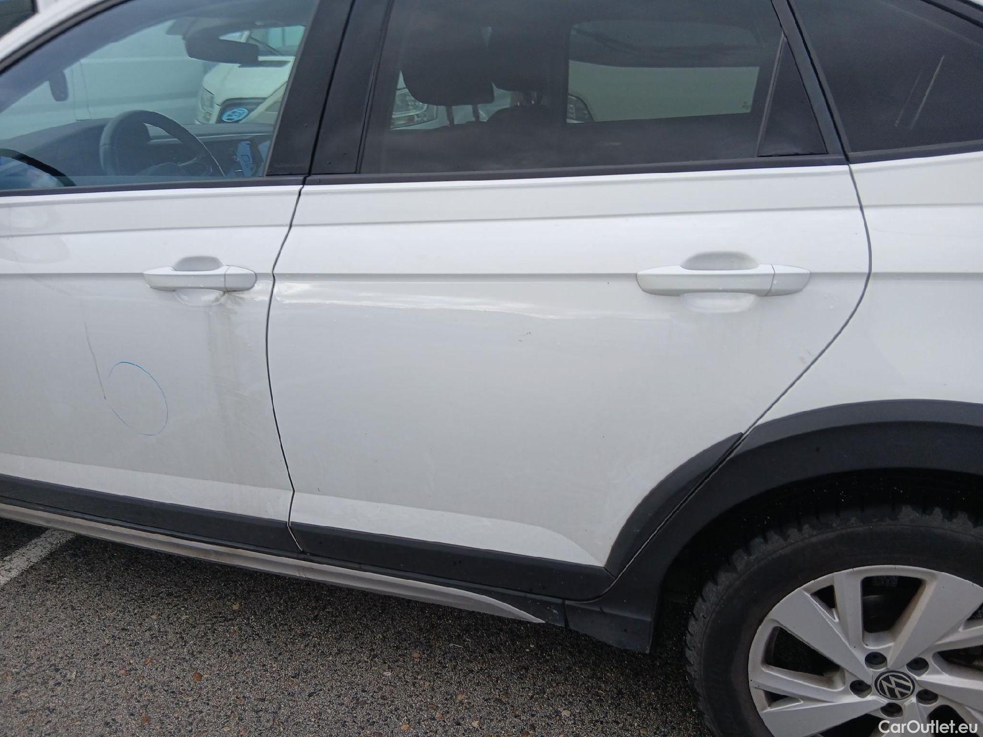  Volkswagen  Taigo VOLKSWAGEN  / 2021 / 5P / todoterreno Life 1.0 TSI 81kW (110CV) DSG #16