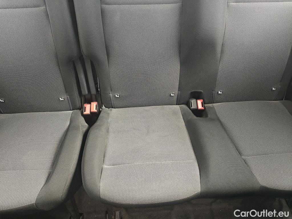  Citroen  Berlingo CITROEN  / 2018 / 5P / monovolumen compacto Talla M BlueHDi 100 S&S LIVE PACK #31