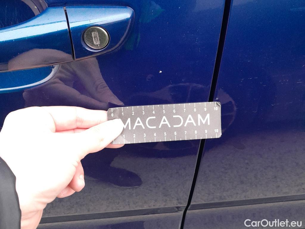  Opel  Combo OPEL  Life / 2018 / 5P / monovolumen 1.5 TD 96kW (130CV) S/S Selective XL #19