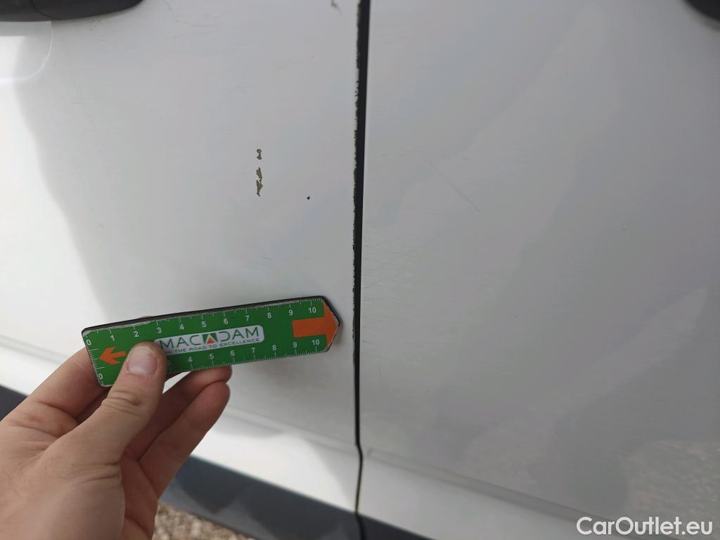  Citroen  Berlingo CITROEN  / 2018 / 5P / monovolumen compacto Talla M BlueHDi 100 S&S LIVE PACK #16