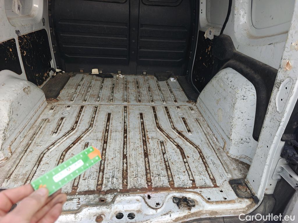  Mercedes  Citan MERCEDES-BENZ  / 2021 / 4P / furgón derivado de turismo 110 CDI 70kW Furgón Base Largo #19