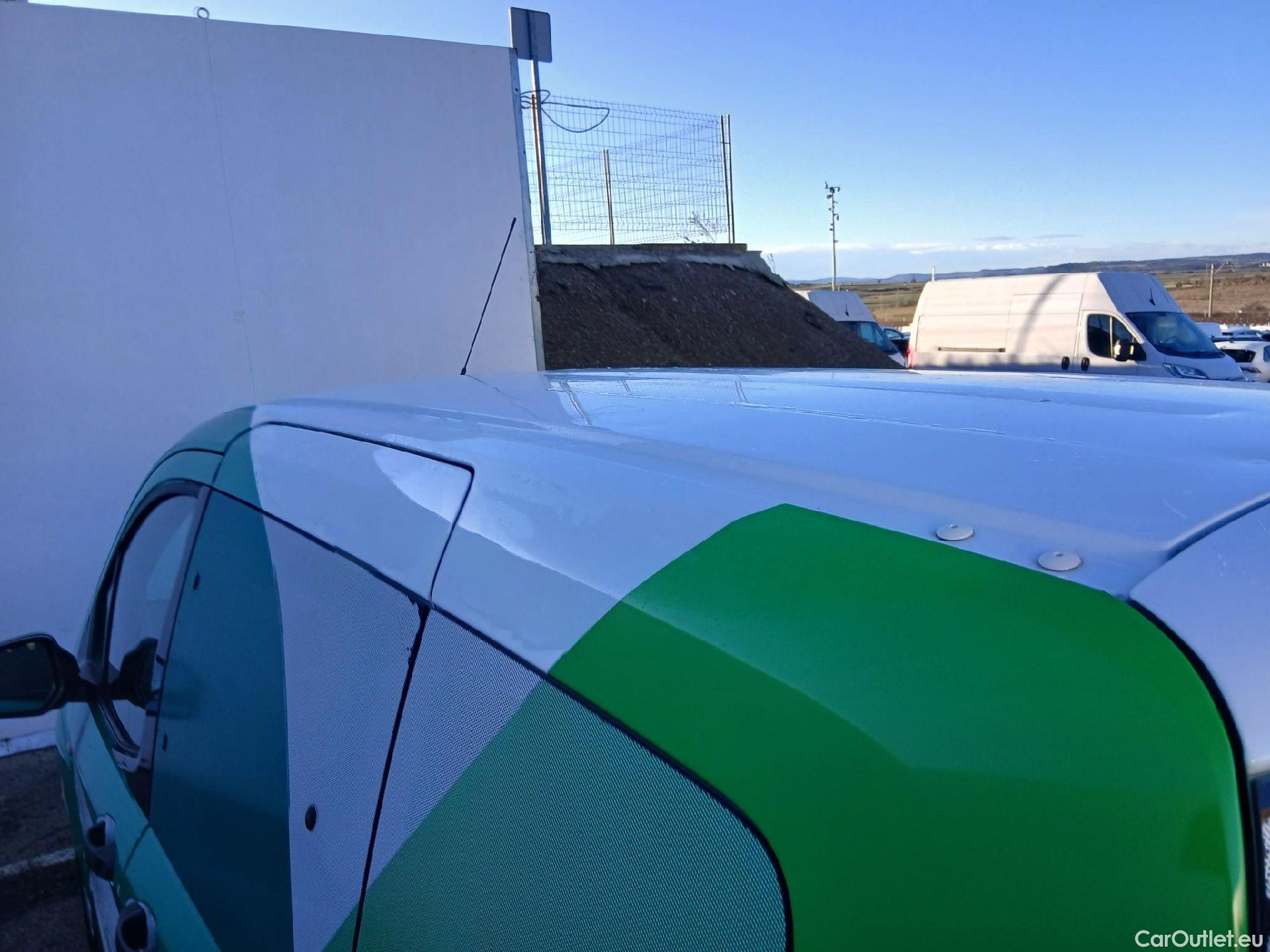  Ford  Tourneo FORD  Courier / 2014 / 5P / monovolumen compacto 1.5 TDCi 55kW (75CV) Ambiente #16