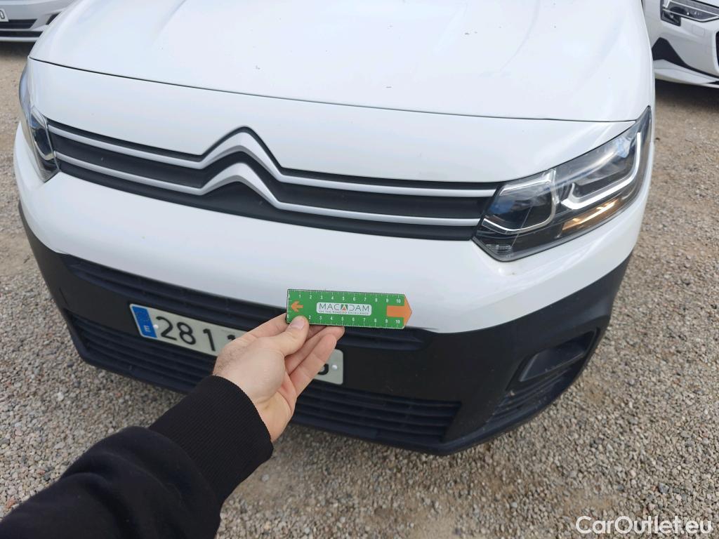  Citroen  Berlingo CITROEN  / 2018 / 5P / monovolumen compacto Talla M BlueHDi 100 S&S LIVE PACK #57