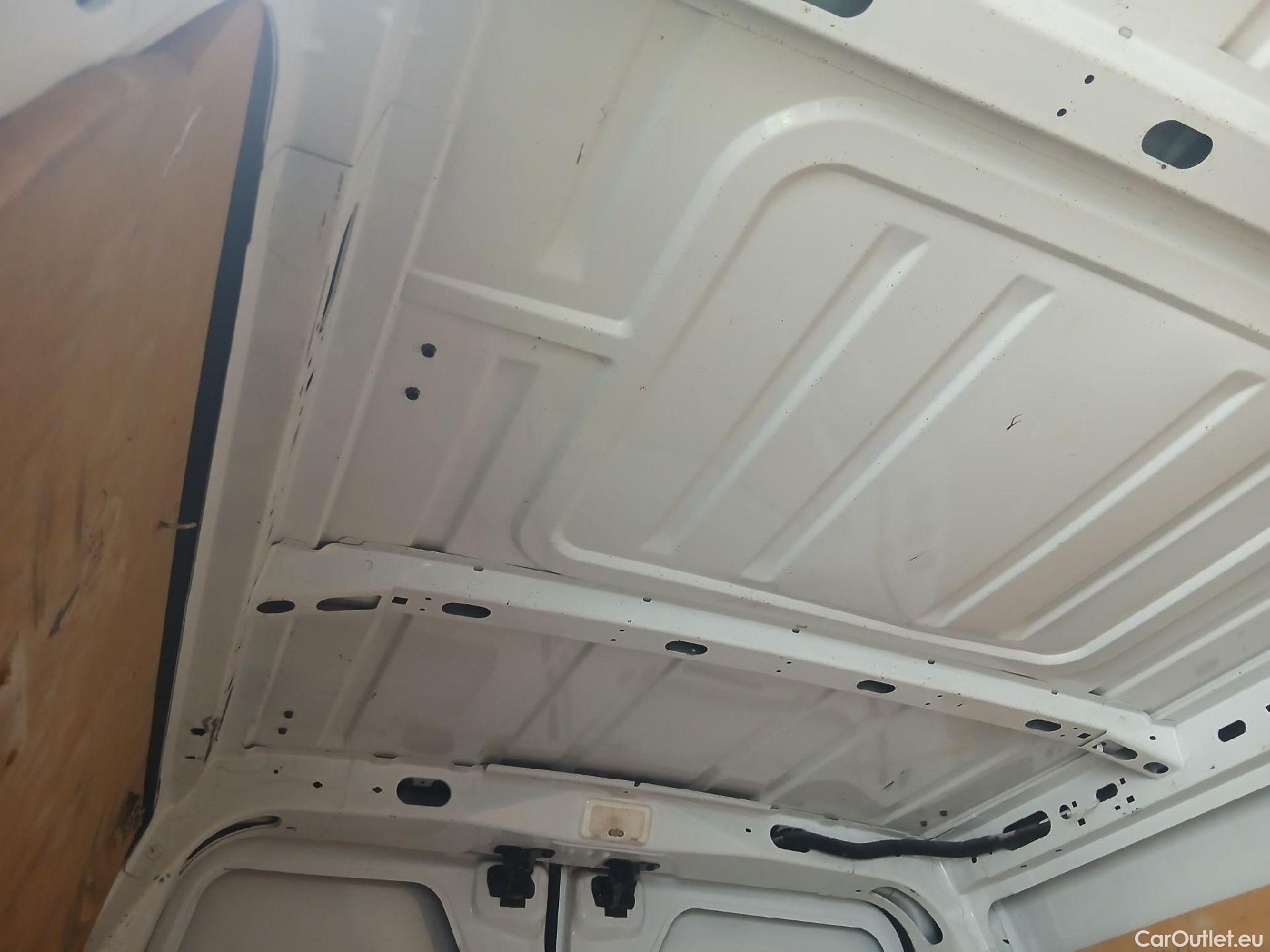  Opel  Movano OPEL  / 2019 / 4P / furgón 2.3 CDTI 99kW (135CV) L2 H2 F 3.5t #38