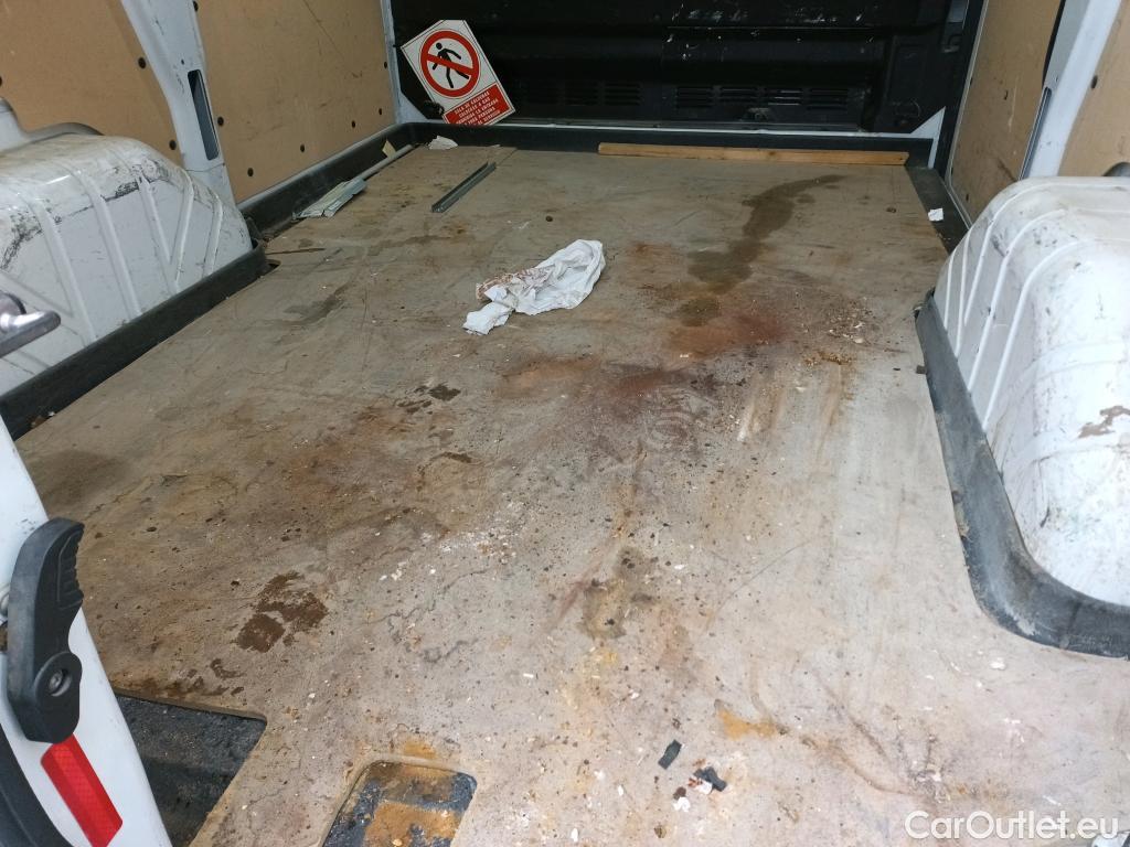  Ford  Transit FORD  Custom / 2012 / 4P / furgón 340 L1 Van Trend Plug-in Hybrid 92,9 kW #2