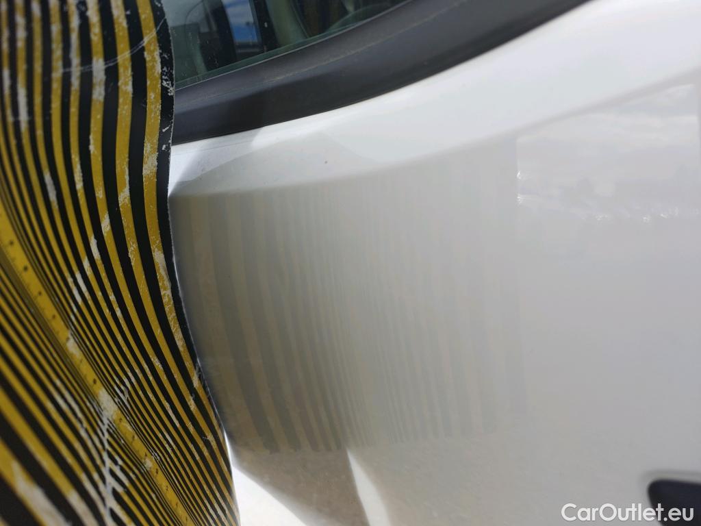  Citroen  Berlingo CITROEN  / 2018 / 5P / monovolumen compacto Talla M BlueHDi 100 S&S LIVE PACK #14