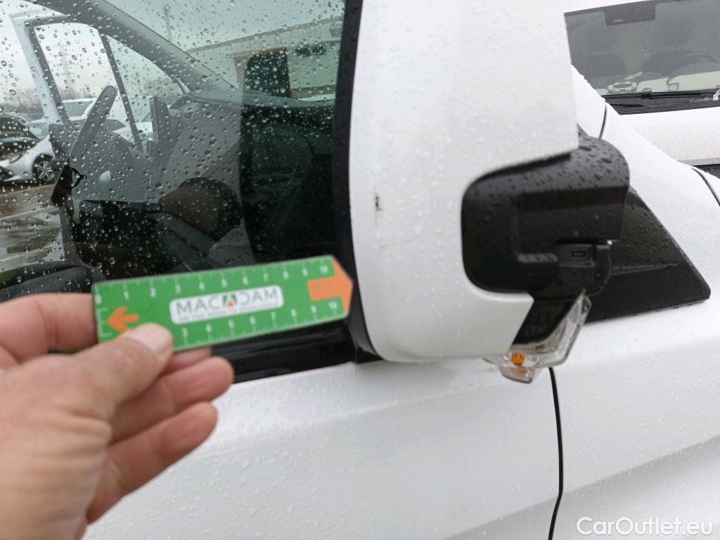  Ford  Transit FORD  Custom / 2012 / 4P / furgón 340 L1 Van Trend Plug-in Hybrid 92,9 kW #31