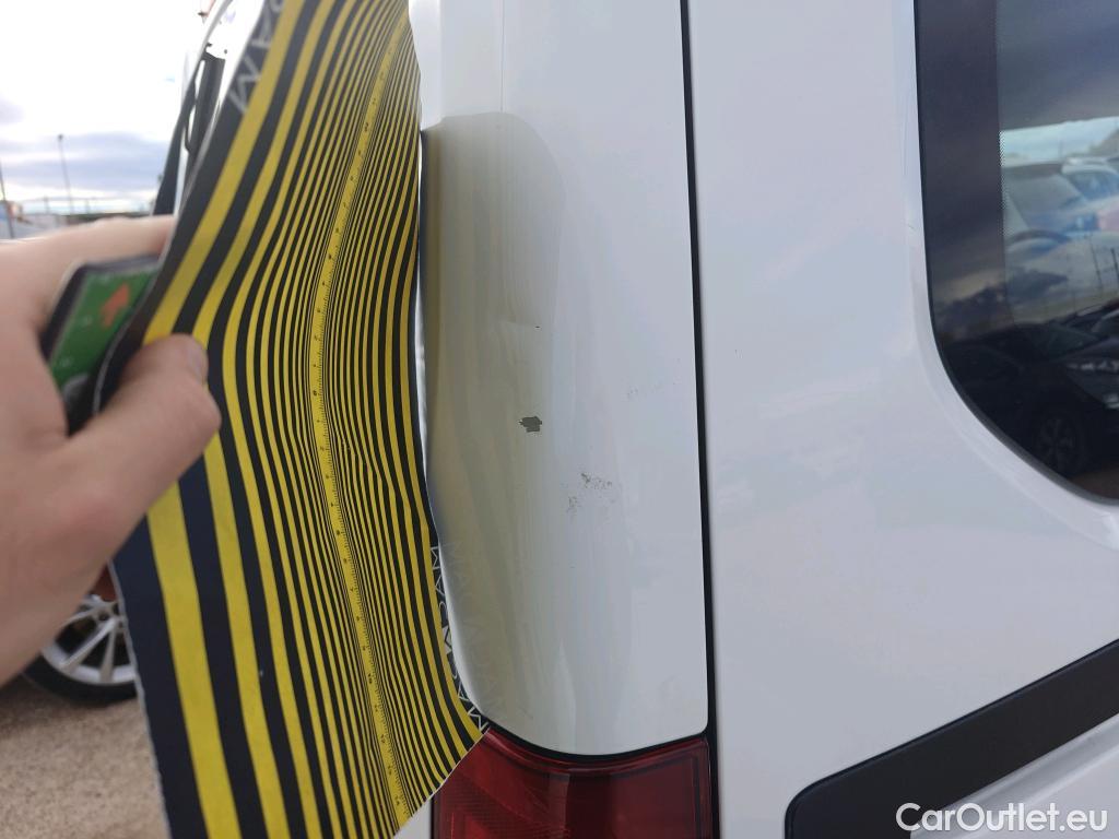  Citroen  Berlingo CITROEN  / 2018 / 5P / monovolumen compacto Talla M BlueHDi 100 S&S LIVE PACK #12