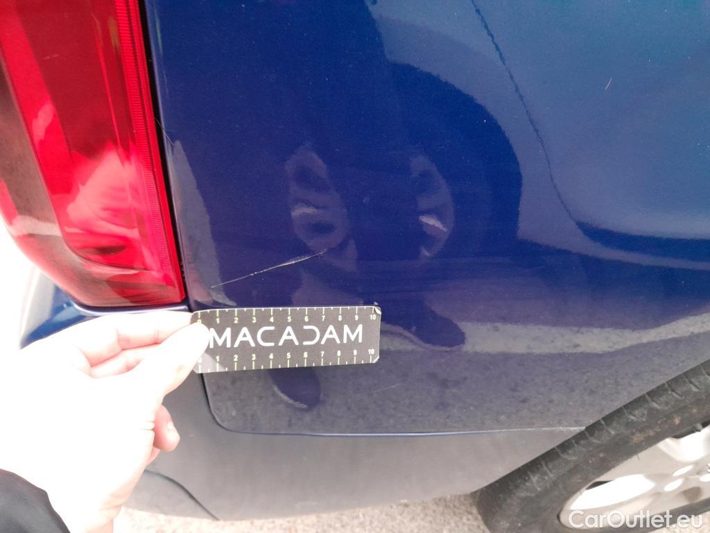  Opel  Combo OPEL  Life / 2018 / 5P / monovolumen 1.5 TD 96kW (130CV) S/S Selective XL #3