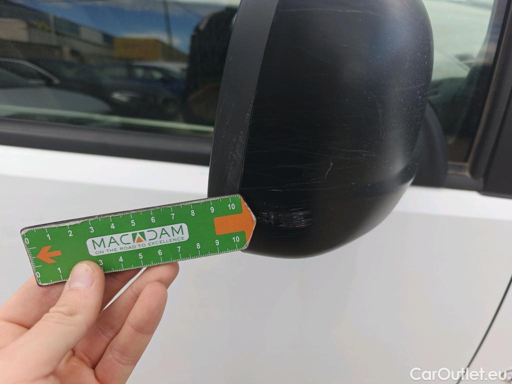  Citroen  Berlingo CITROEN  / 2018 / 5P / monovolumen compacto Talla M BlueHDi 100 S&S LIVE PACK #56