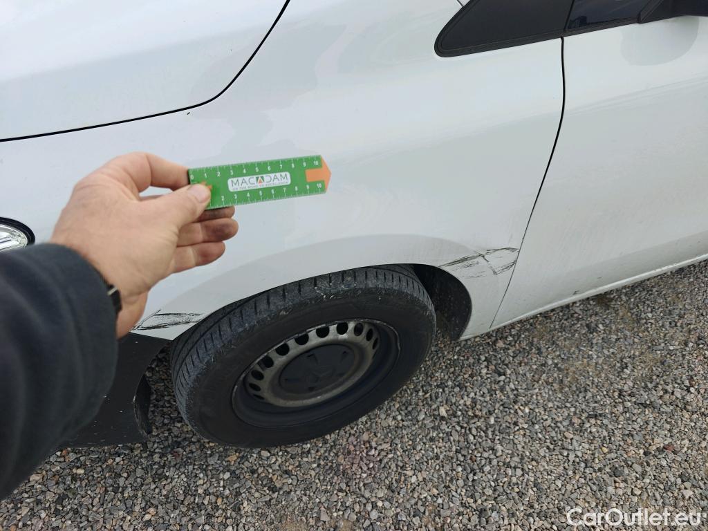  Mercedes  Citan MERCEDES-BENZ  / 2021 / 4P / furgón derivado de turismo 110 CDI 70kW Furgón Base Largo #26