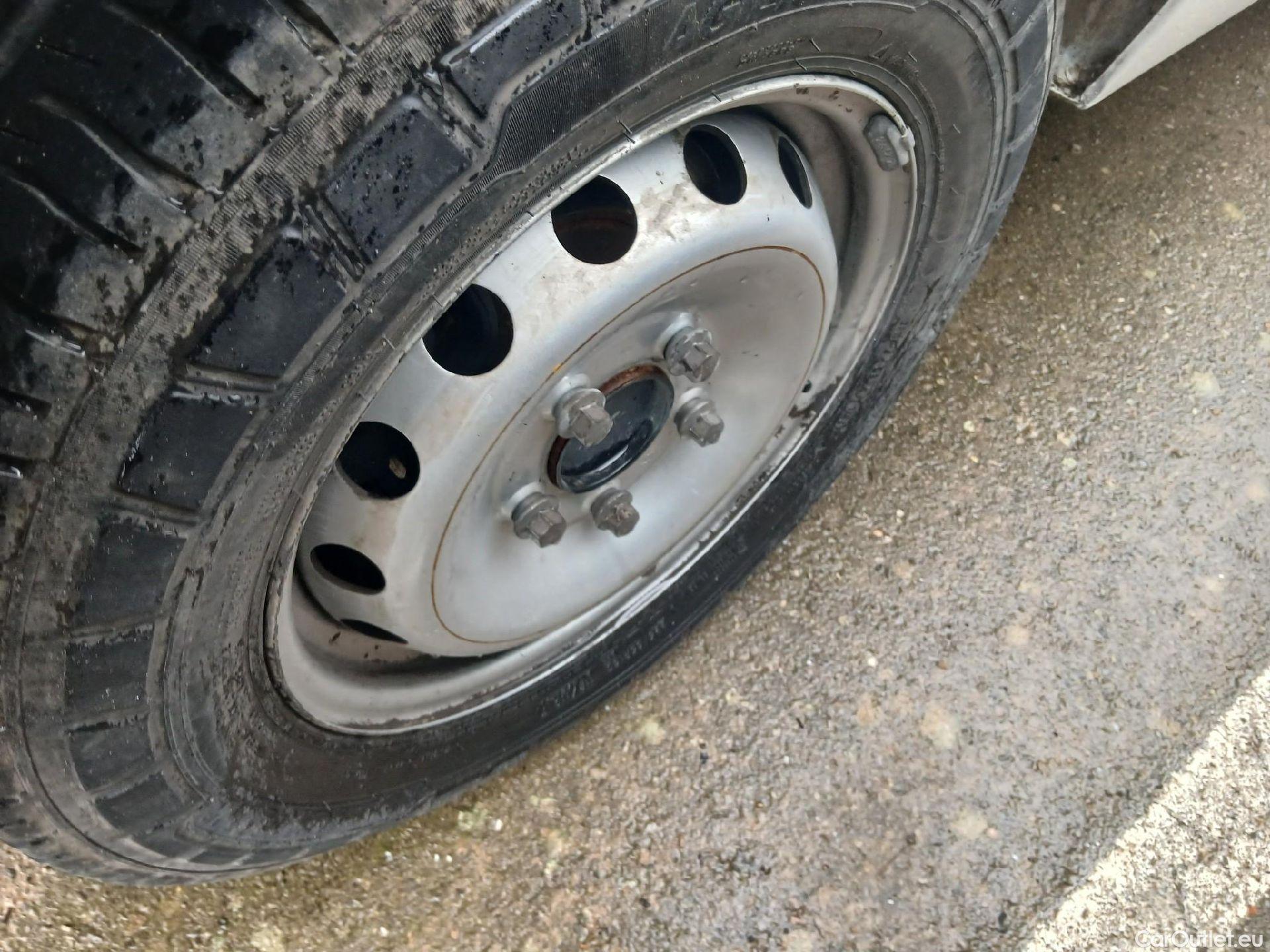  Opel  Movano OPEL  / 2019 / 4P / furgón 2.3 CDTI 99kW (135CV) L2 H2 F 3.5t #17