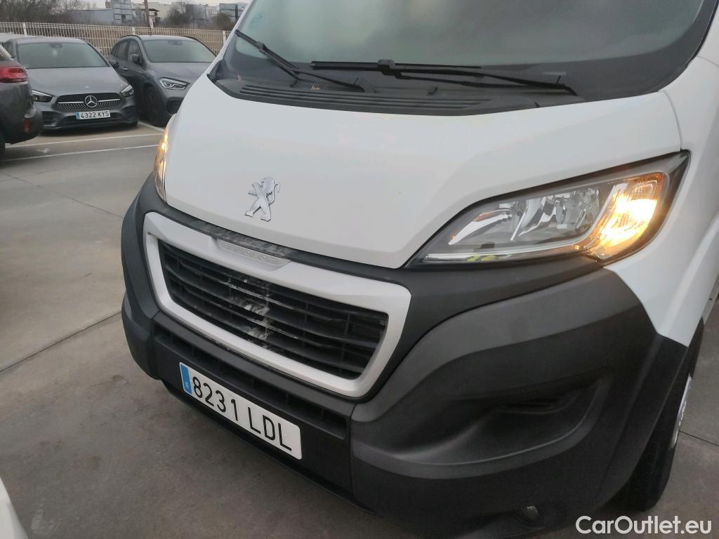  Peugeot  Boxer PEUGEOT  / 2014 / 4P / combi Combi 5/9 Pl 330 L1H1 BlueHDi 88KW (120) #9