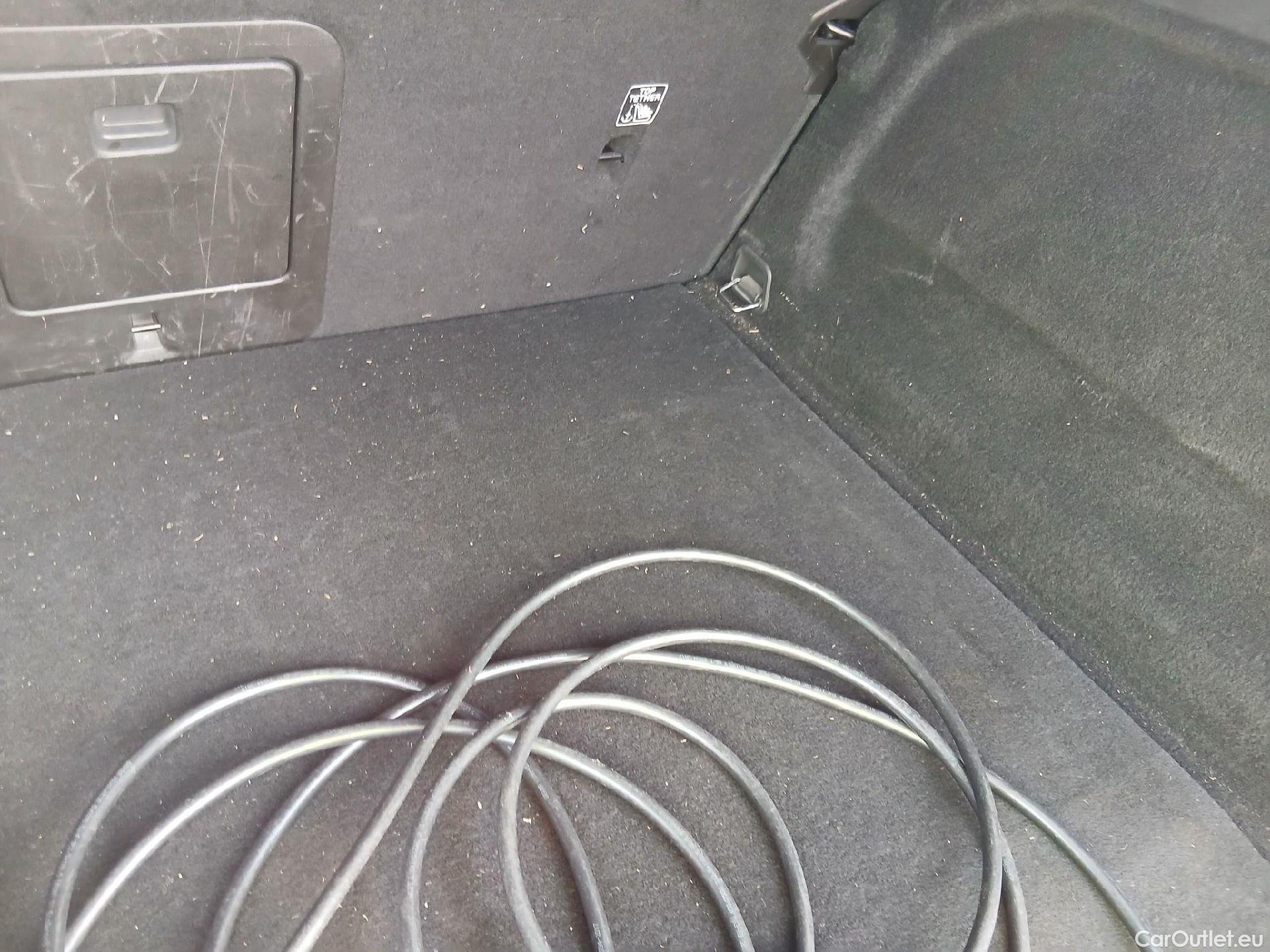  Volvo  XC60 VOLVO  / 2017 / 5P / todoterreno 2.0 T6 AWD Recharge Inscription Auto #23