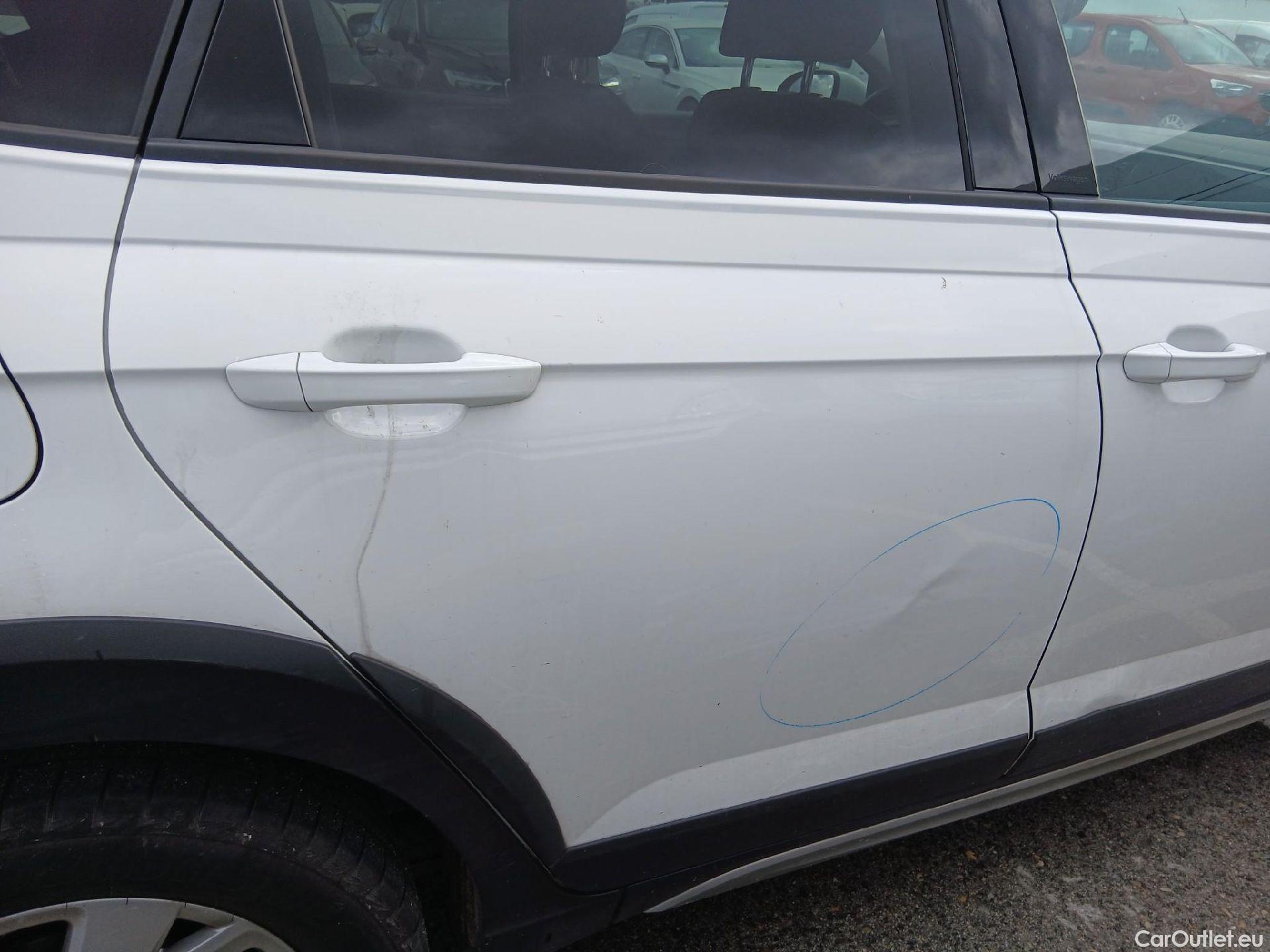  Volkswagen  Taigo VOLKSWAGEN  / 2021 / 5P / todoterreno Life 1.0 TSI 81kW (110CV) DSG #32