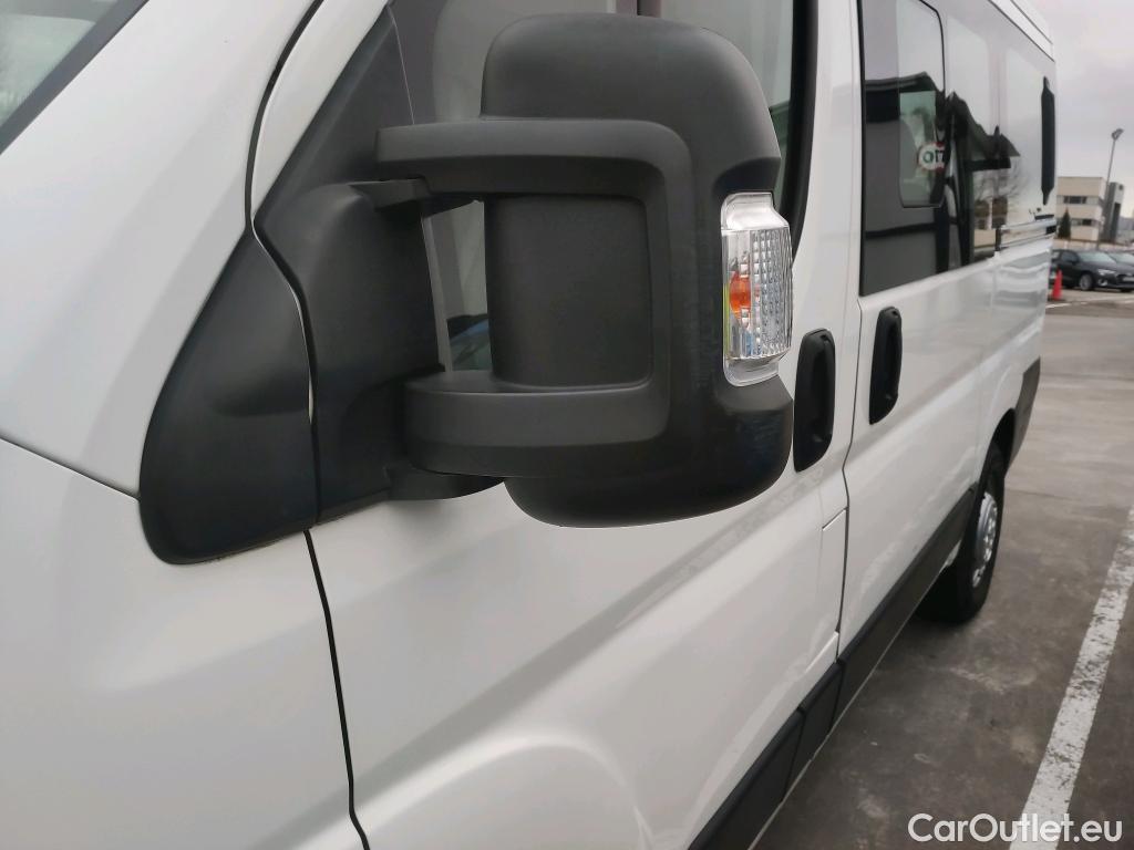  Peugeot  Boxer PEUGEOT  / 2014 / 4P / combi Combi 5/9 Pl 330 L1H1 BlueHDi 88KW (120) #3