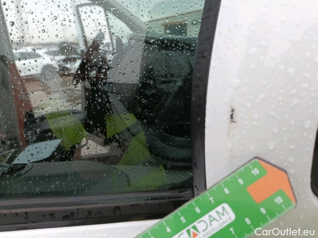  Ford  Transit FORD  Custom / 2012 / 4P / furgón 340 L1 Van Trend Plug-in Hybrid 92,9 kW #32