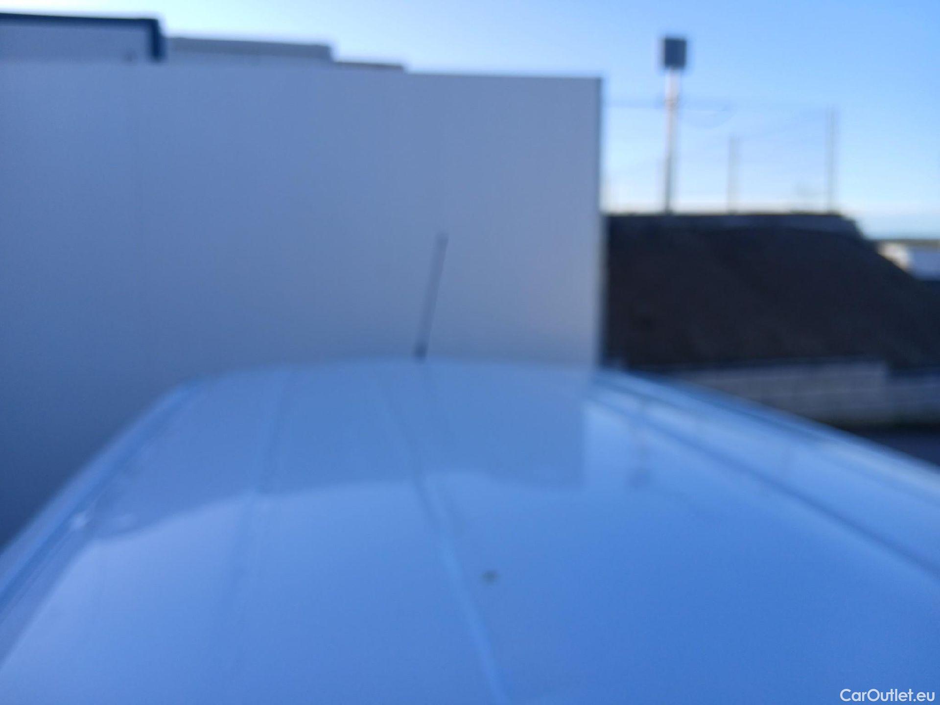  Ford  Tourneo FORD  Courier / 2014 / 5P / monovolumen compacto 1.5 TDCi 55kW (75CV) Ambiente #18