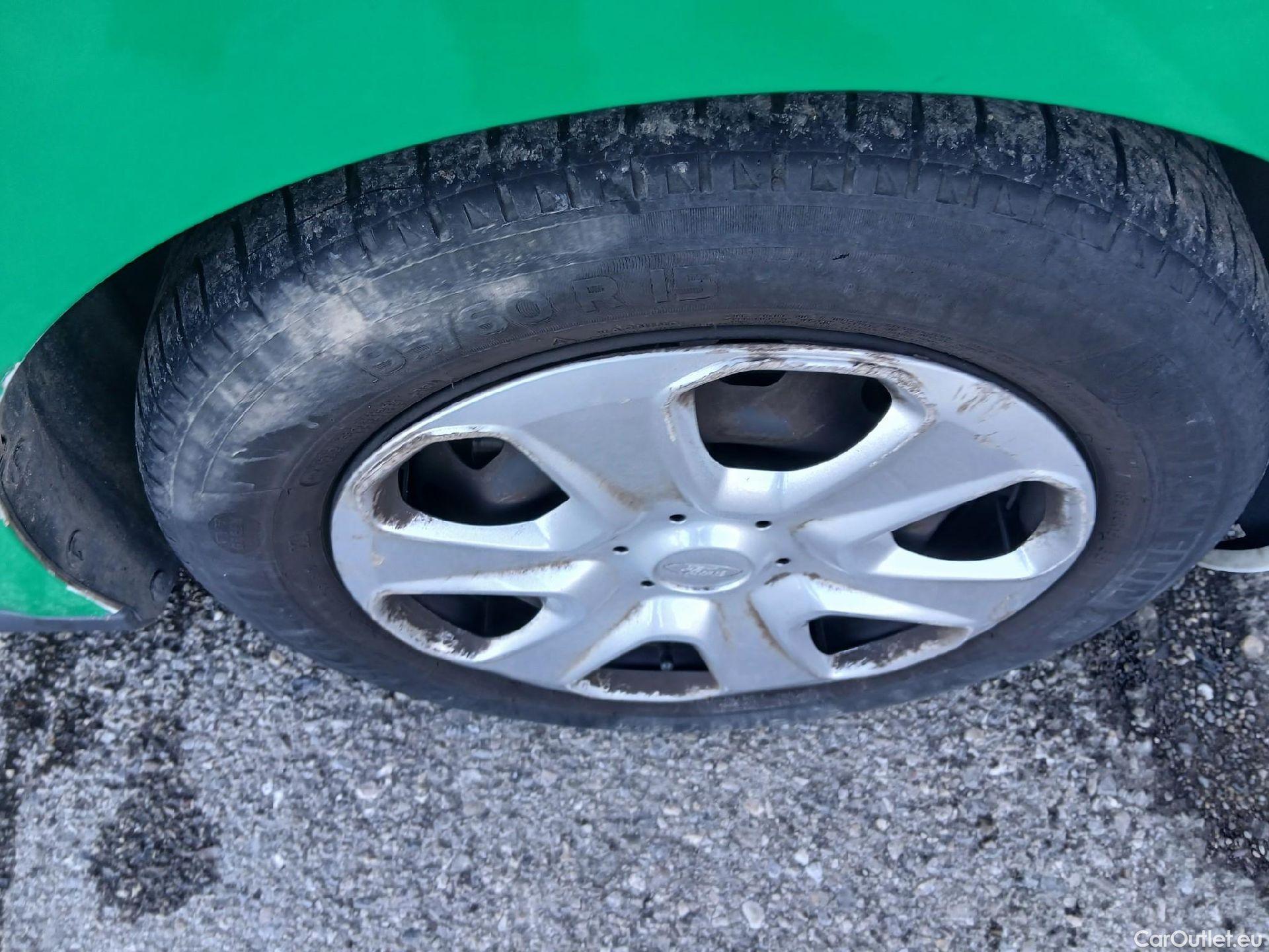  Ford  Tourneo FORD  Courier / 2014 / 5P / monovolumen compacto 1.5 TDCi 55kW (75CV) Ambiente #42