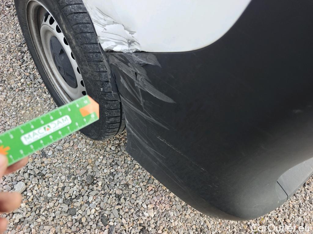  Mercedes  Citan MERCEDES-BENZ  / 2021 / 4P / furgón derivado de turismo 110 CDI 70kW Furgón Base Largo #46