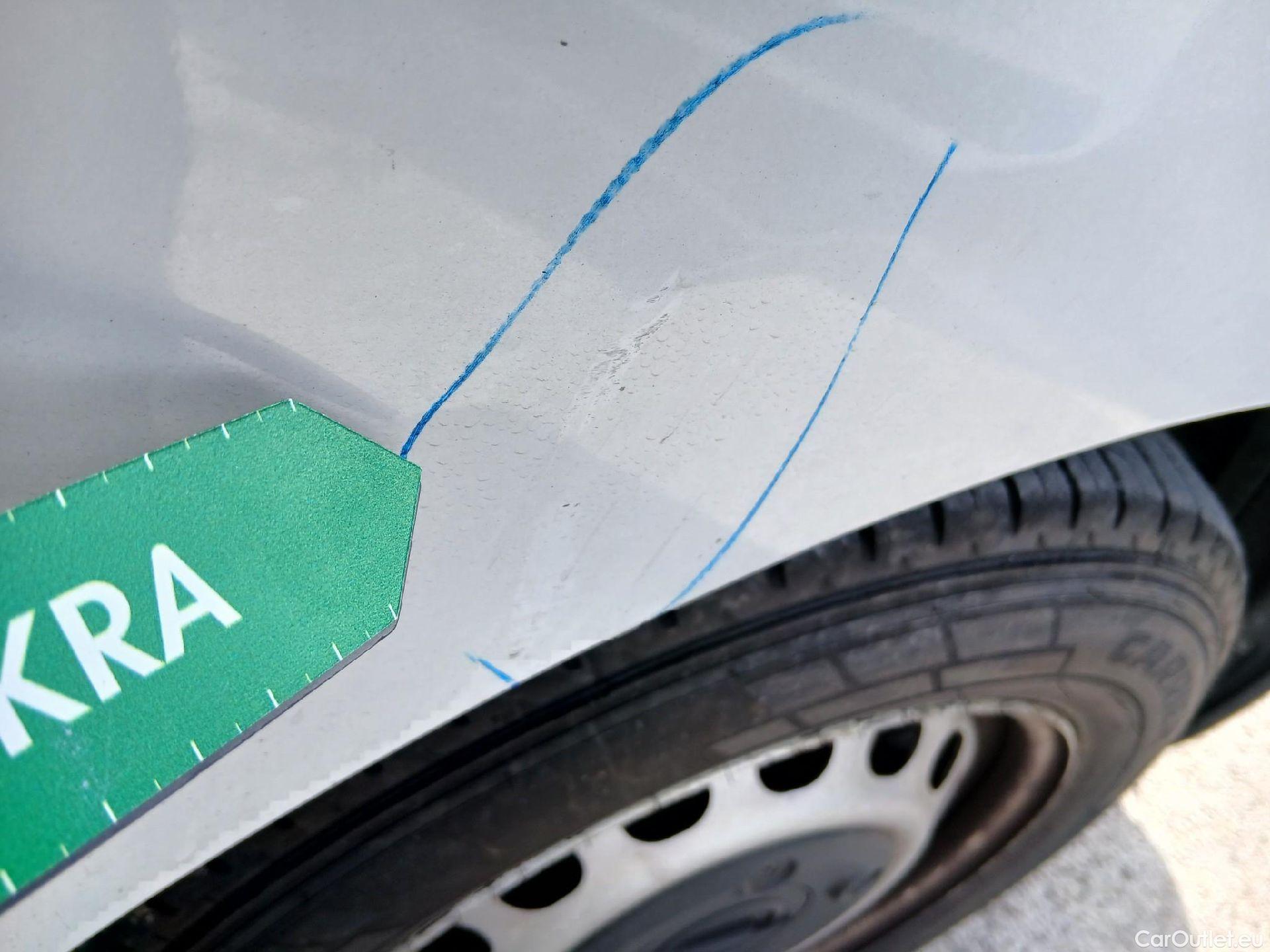  Opel  Vivaro OPEL  / 2019 / 4P / furgón 1.5 Diésel 88kW (120CV) M Std Select #31