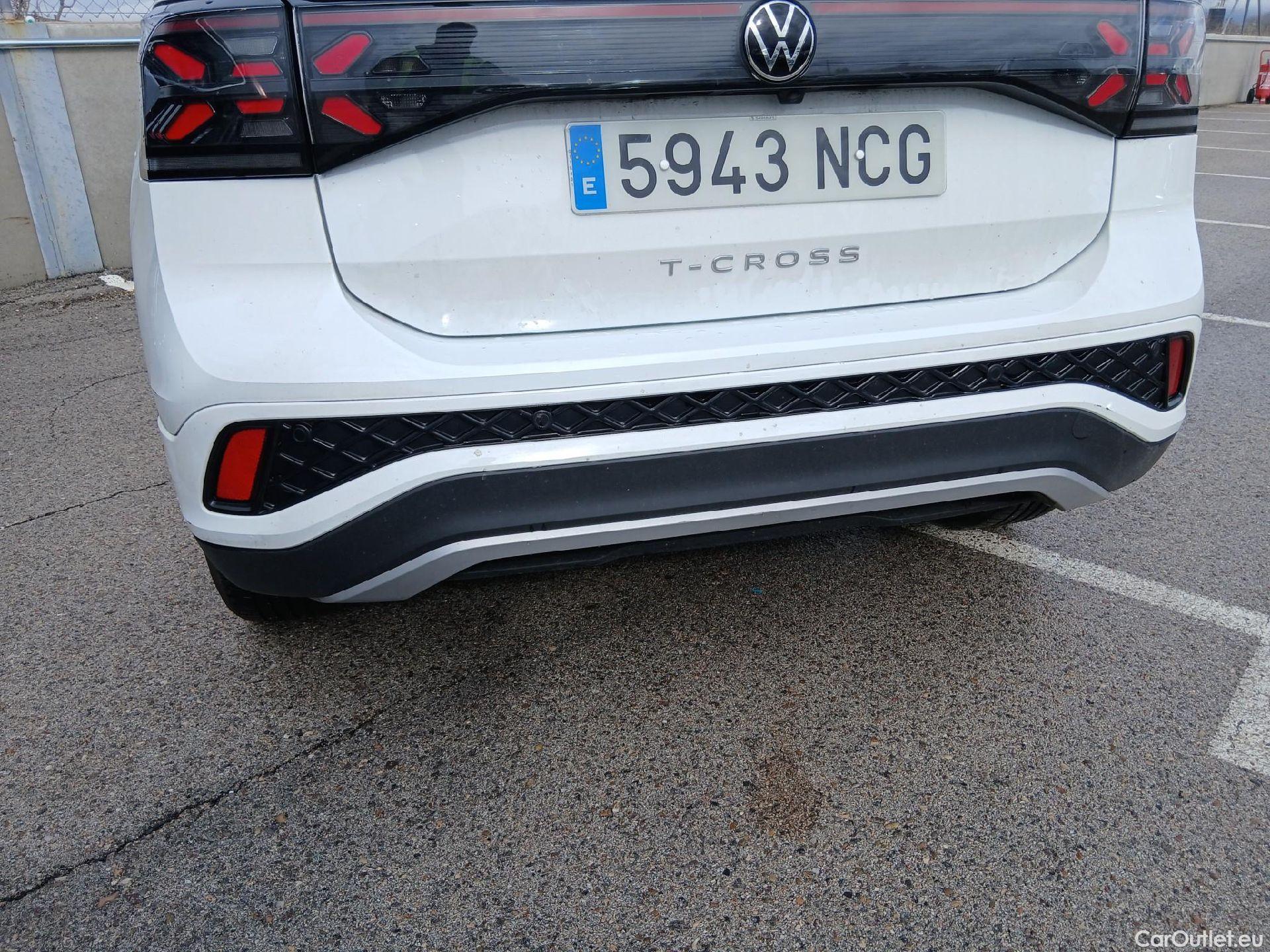  Volkswagen  T-CROSS  1.0 TSI 85 kW R-Line TSI 115CV AT7 6E #14