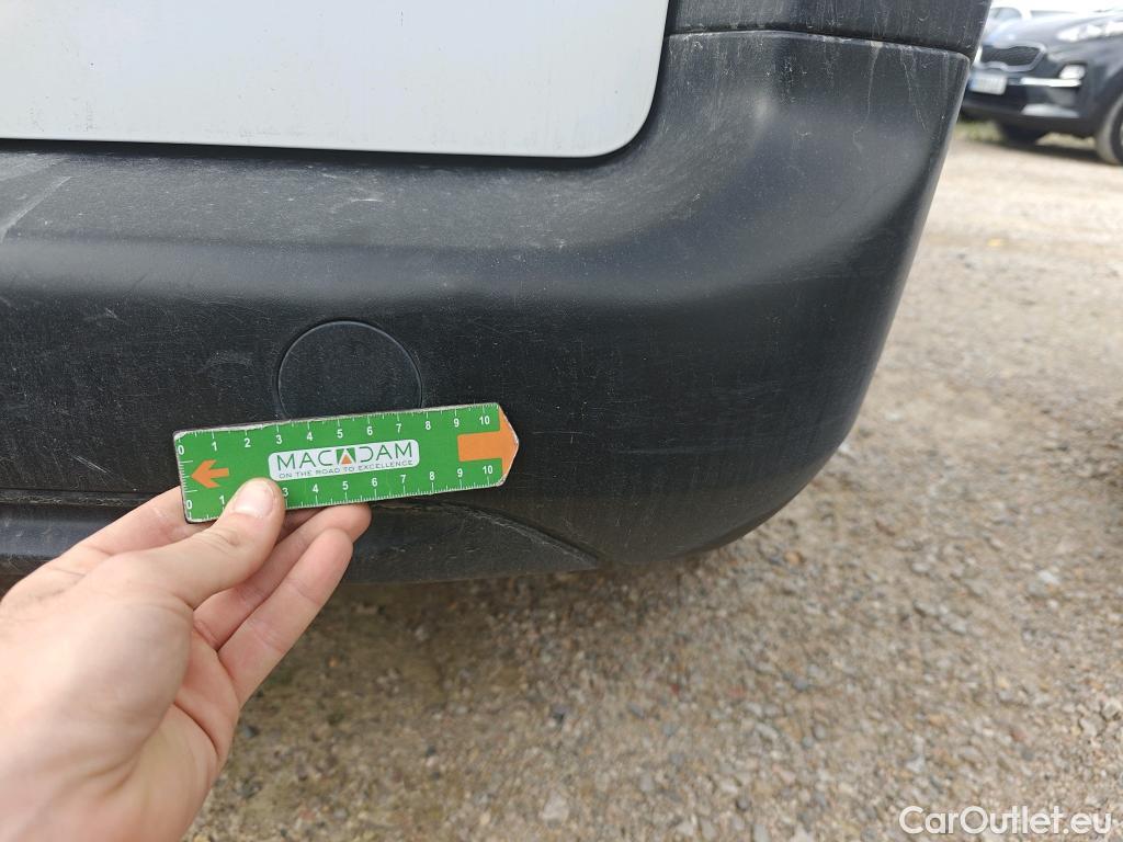  Citroen  Berlingo CITROEN  / 2018 / 5P / monovolumen compacto Talla M BlueHDi 100 S&S LIVE PACK #39