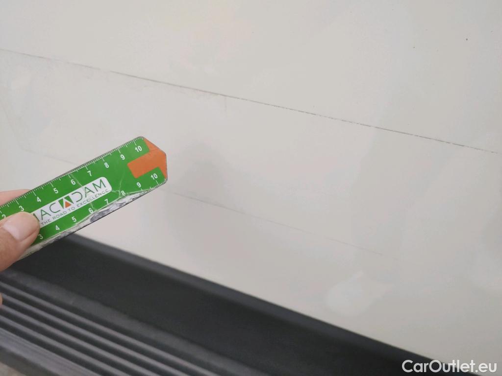  Peugeot  Boxer PEUGEOT  / 2014 / 4P / combi Combi 5/9 Pl 330 L1H1 BlueHDi 88KW (120) #36