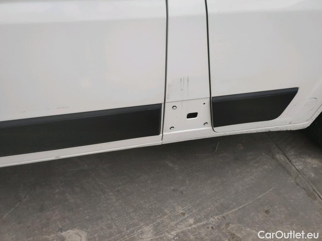  Peugeot  Boxer PEUGEOT  / 2014 / 4P / combi Combi 5/9 Pl 330 L1H1 BlueHDi 88KW (120) #33