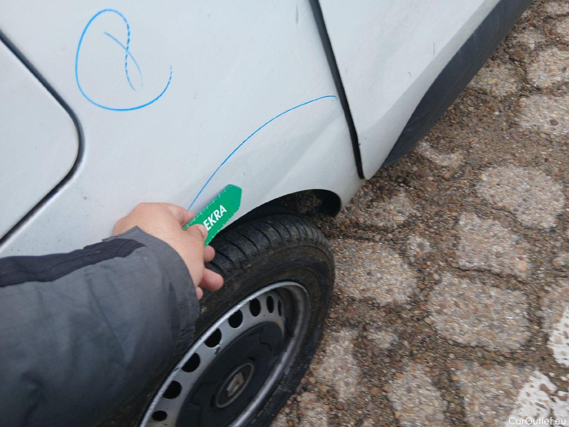  Renault  EXPRESS RENAULT  / 2021 / 4P / furgón derivado de turismo Confort 1.5 Blue dCi 70 kW (95 cv) #27