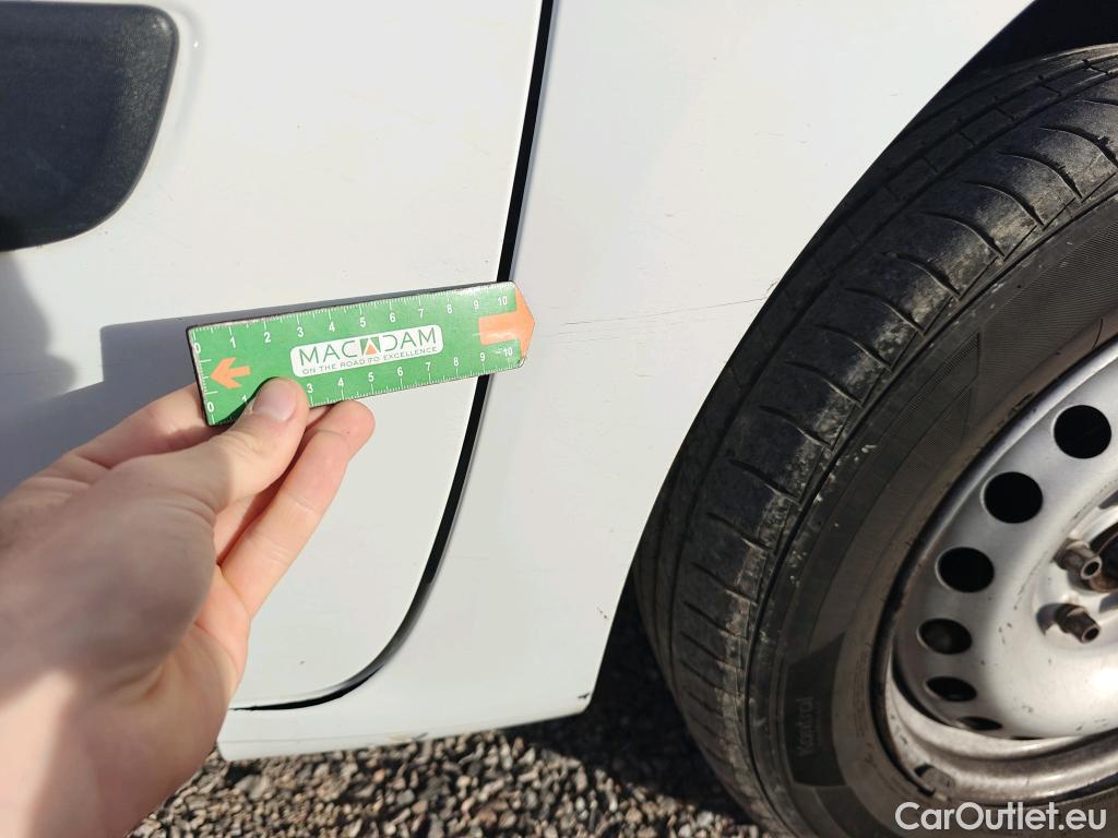  Renault  Kangoo RENAULT  FURGÓN VU 3p 2G furgón deriv Profesional dCi 90 Euro 6 #107