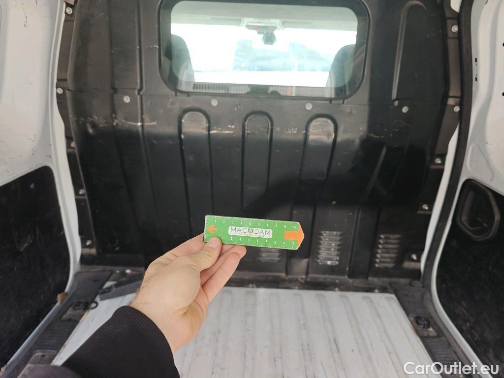  Renault  EXPRESS RENAULT  / 2021 / 4P / furgón derivado de turismo Confort 1.5 Blue dCi 70 kW (95 cv) #33