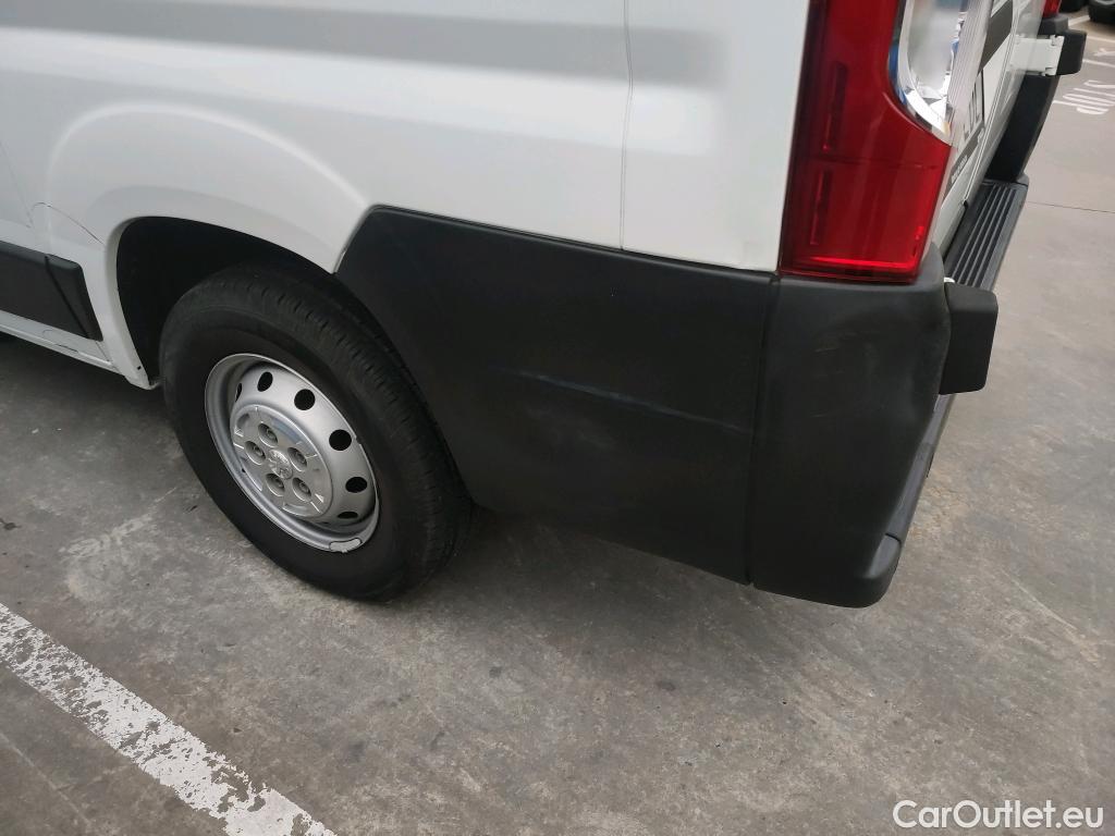  Peugeot  Boxer PEUGEOT  / 2014 / 4P / combi Combi 5/9 Pl 330 L1H1 BlueHDi 88KW (120) #17