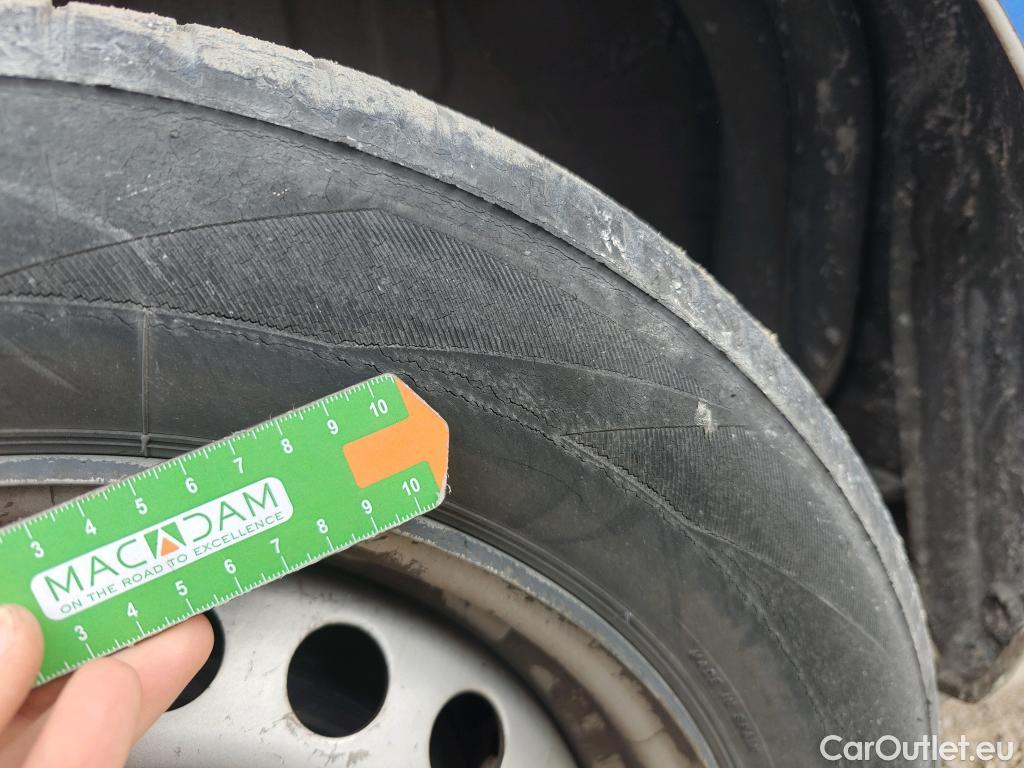  Renault  EXPRESS RENAULT  / 2021 / 4P / furgón derivado de turismo Confort 1.5 Blue dCi 70 kW (95 cv) #46